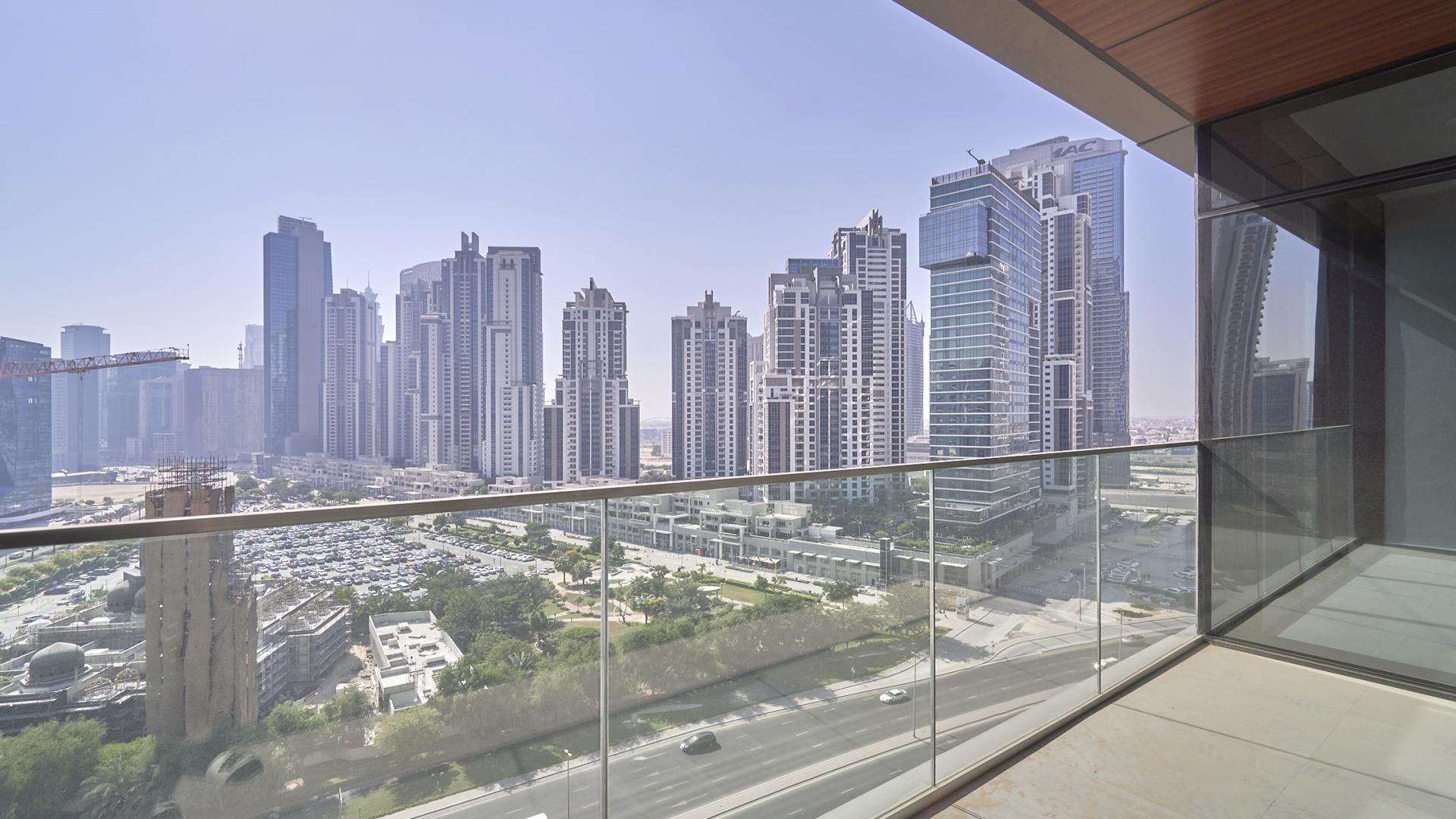 Low-floor apartment with large windows, overlooking Burj Khalifa Street, Downtown Dubai