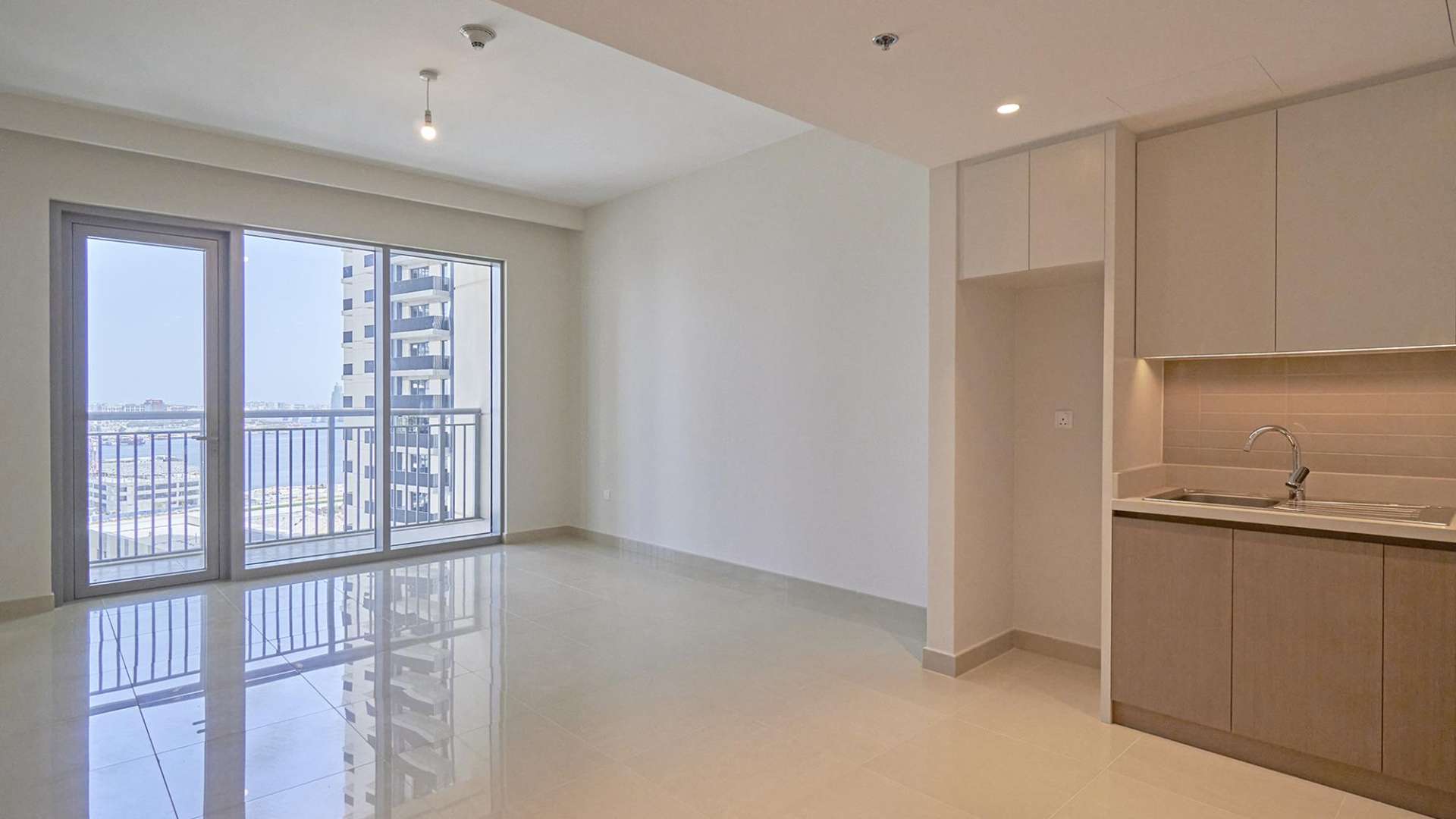 Modern 1-bedroom apartment interior in Harbour Views 2, Dubai Creek Harbour