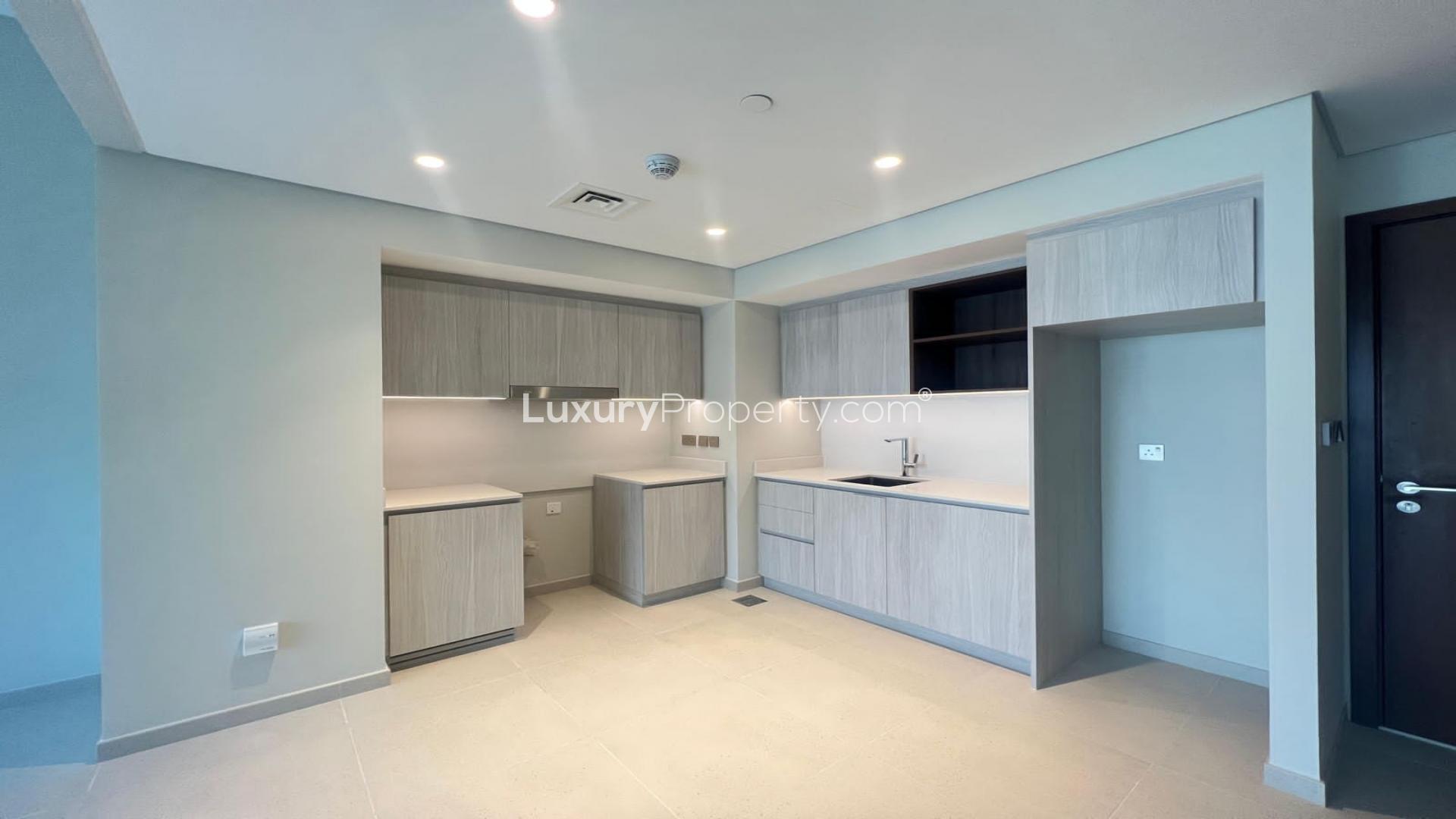 Elegant open-plan living area in 1-bedroom apartment, Vida Residences, Dubai Creek Harbour