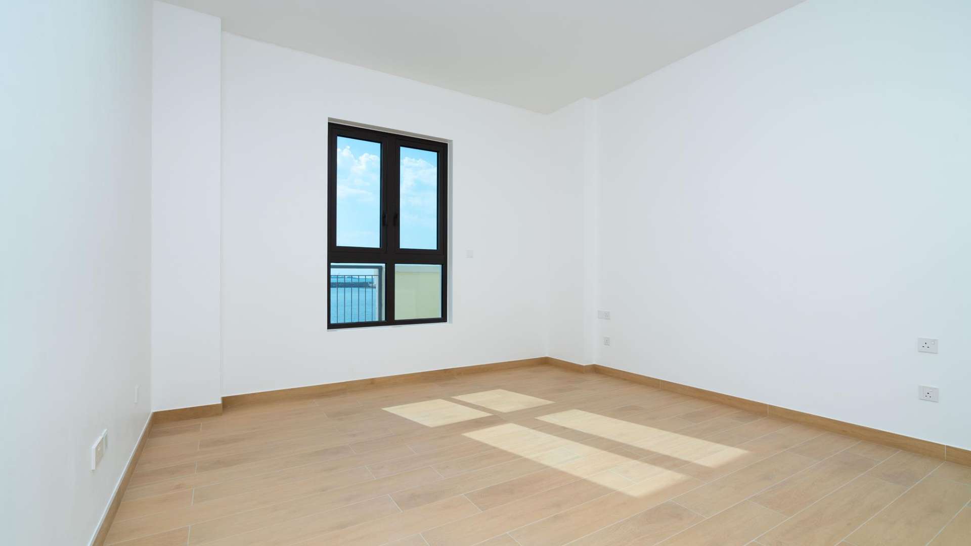 One-bedroom apartment terrace with stunning sea views in La Voile, Jumeirah, for sale