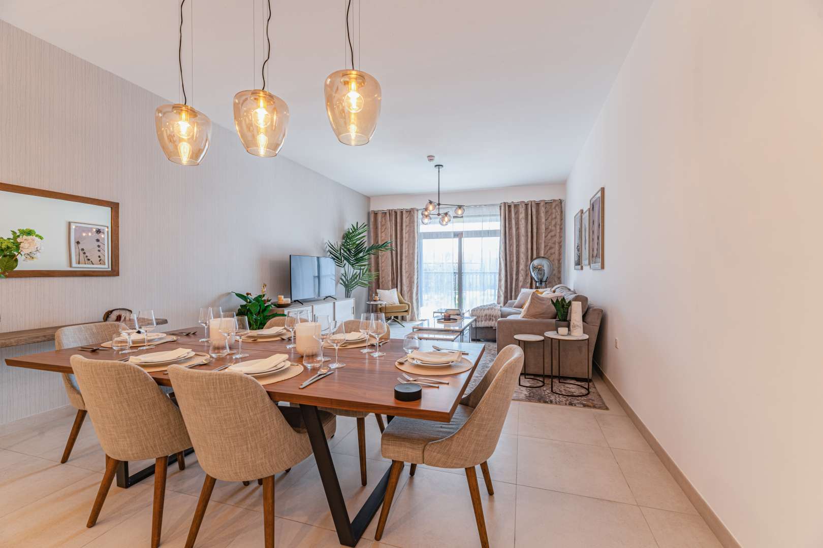 Stunning apartment view with pool in Lamtara 1, Madinat Jumeirah Living, Umm Suqeim