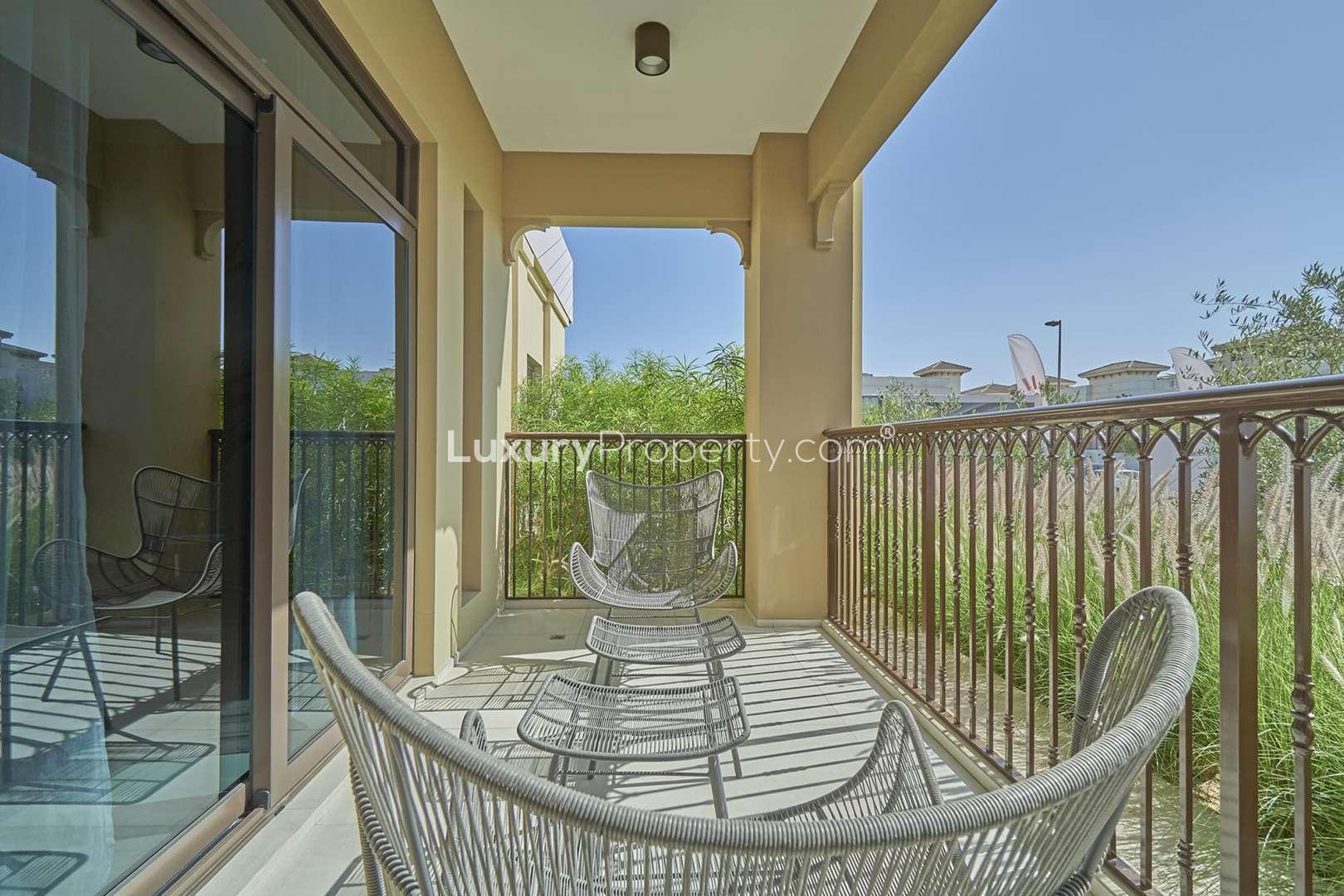 Stunning view of Madinat Jumeirah Living and iconic skyline, Umm Suqeim, Dubai apartment