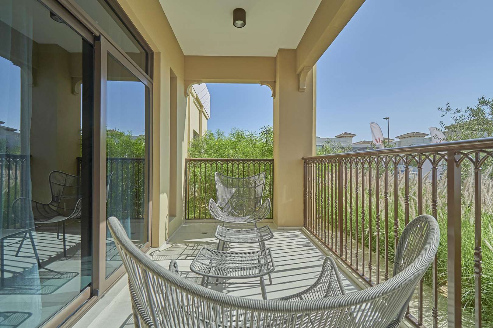 Stunning view of Madinat Jumeirah Living and iconic skyline, Umm Suqeim, Dubai apartment