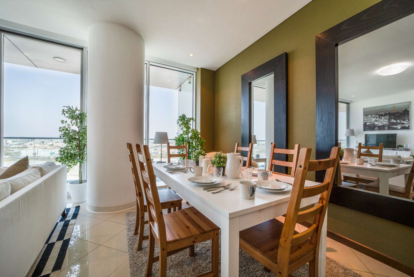 Modern bedroom in one-bedroom apartment, Marsa Plaza, Dubai Festival City, bright and spacious design