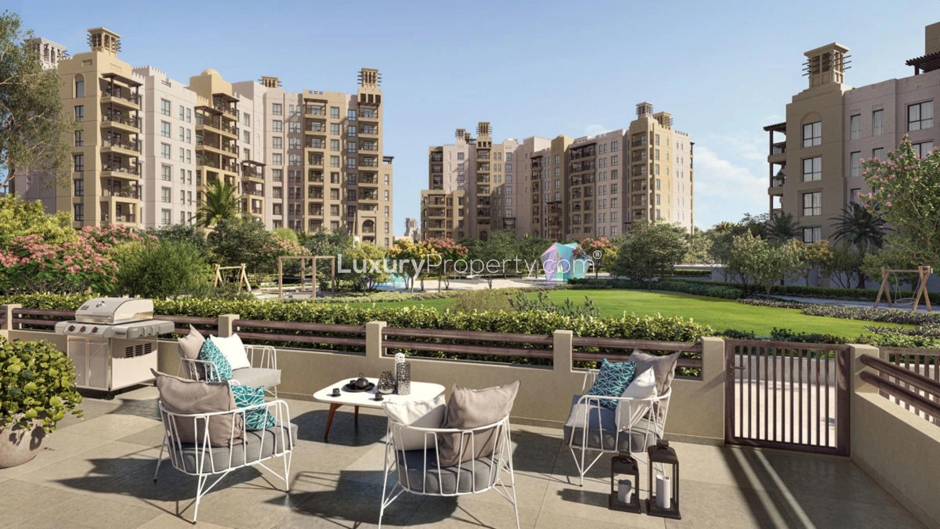 Modern living room in spacious 1-bedroom apartment, Madinat Jumeirah Living, Al Jazi 2