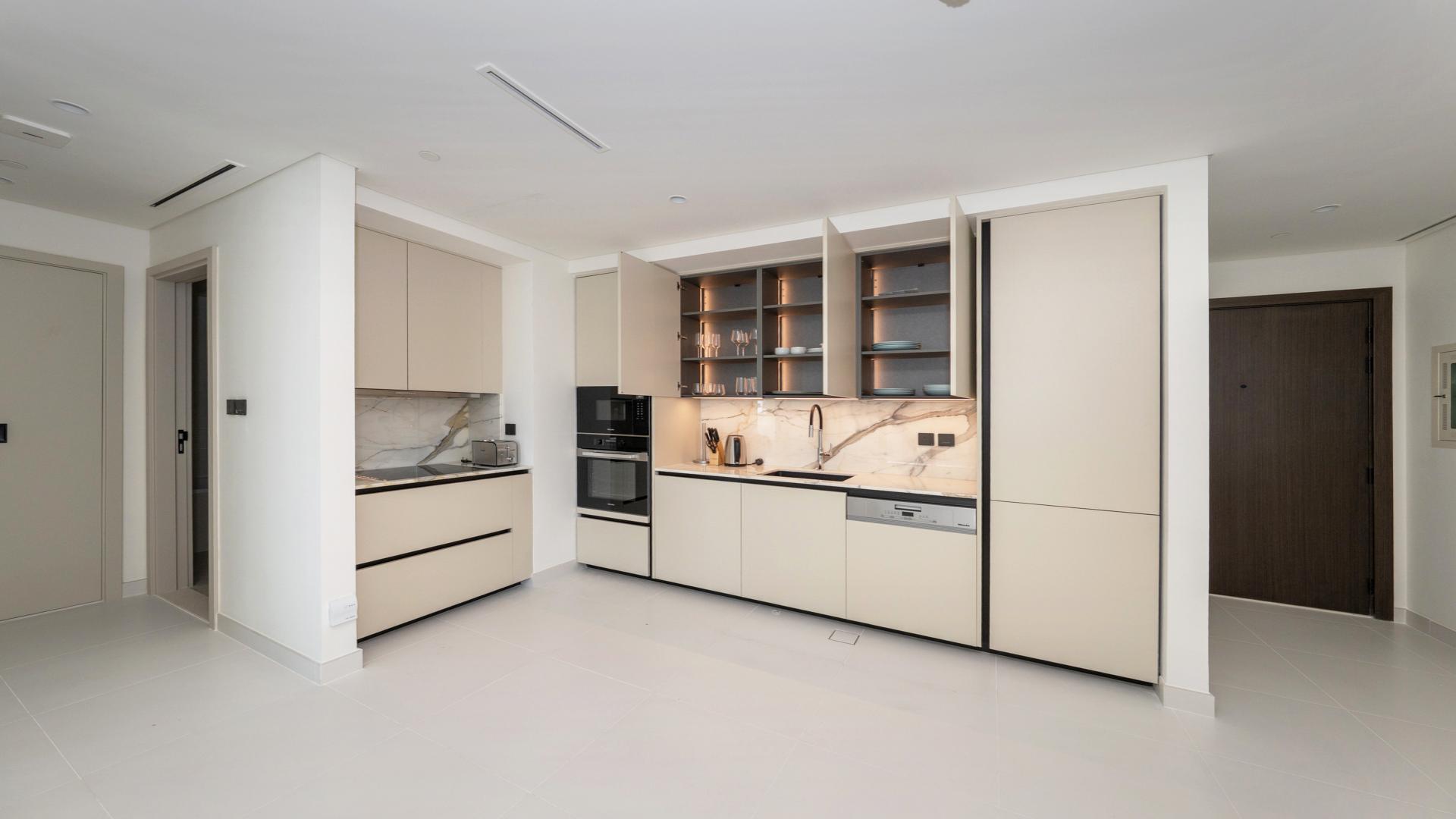 Modern living room in 1-bedroom apartment, Marina Vista, Dubai Harbour, Emaar Beachfront