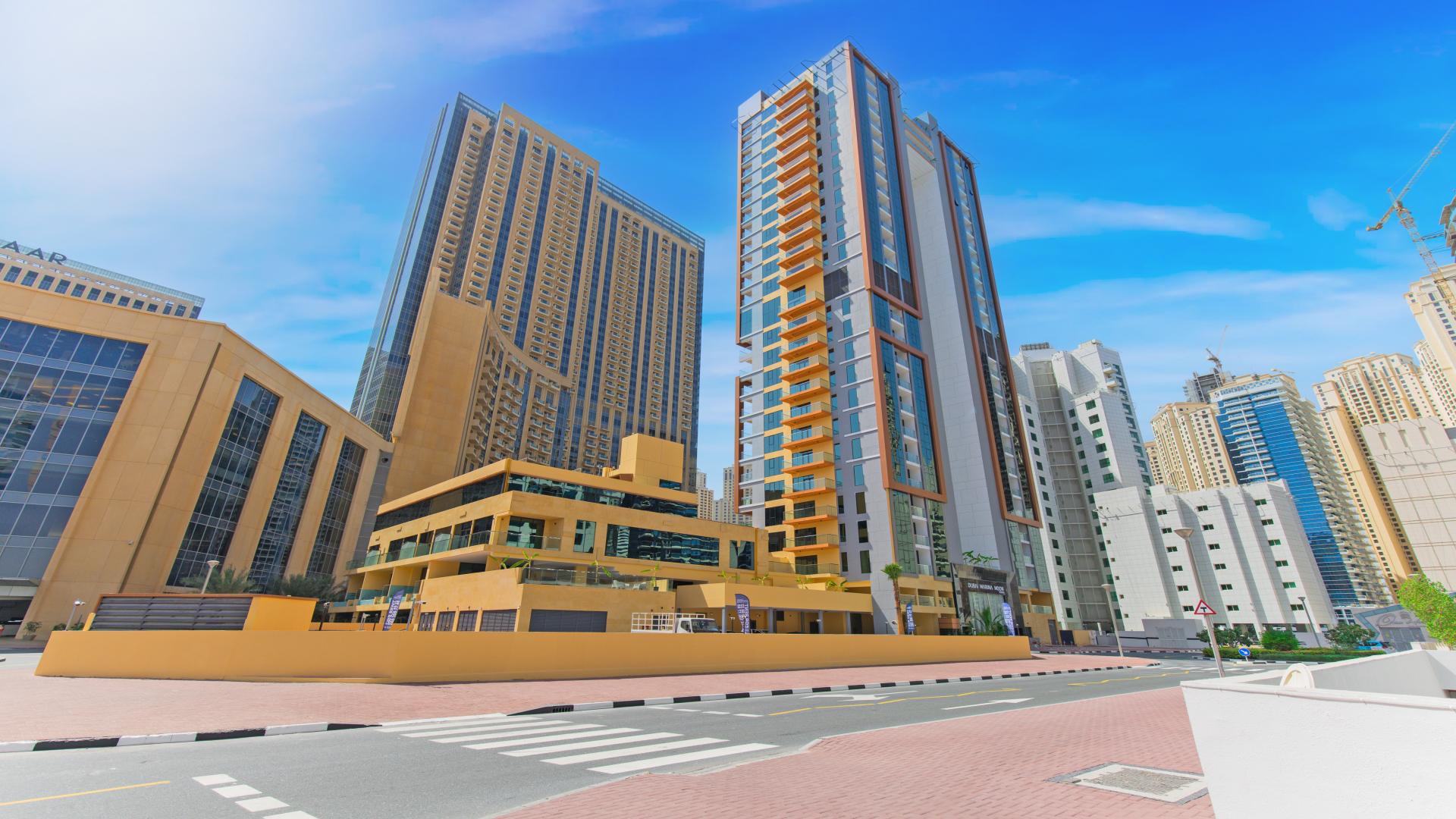 Modern living room in 1-bedroom apartment, Marina Moon Tower, Dubai Marina, stylish decor