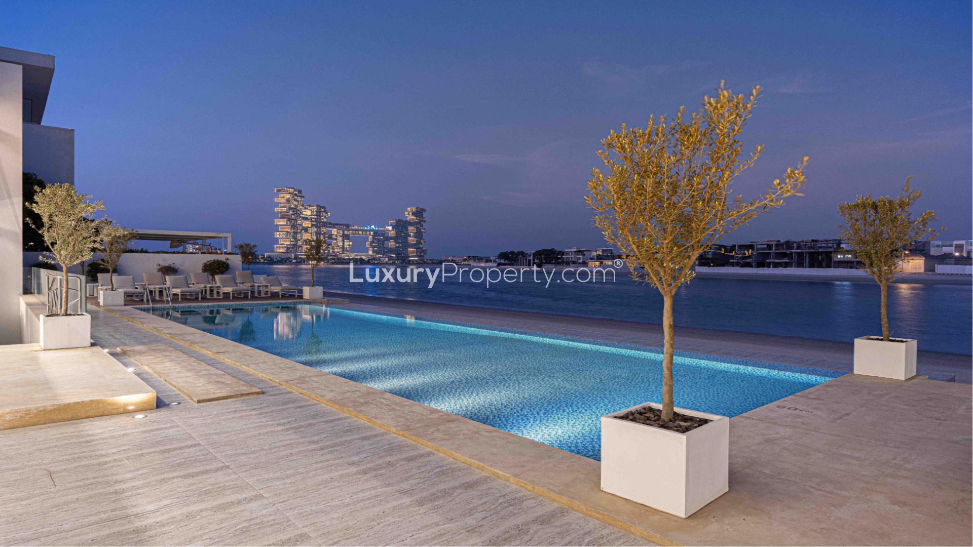 N/A,Luxury 10-bedroom Palm Jumeirah villa with private pool and stunning sea views for sale