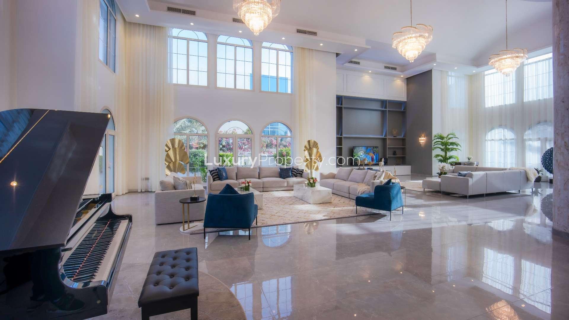 Stunning fully furnished 11-bedroom villa exterior in Palm Jumeirah's Signature Villas community