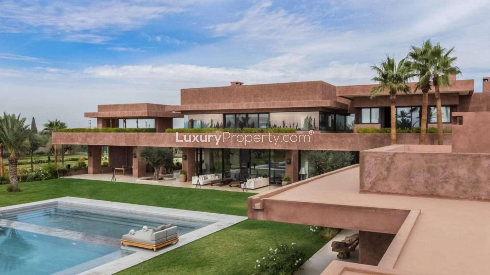 Luxurious 9-bedroom villa with pool for sale in K Villa, Marrakech