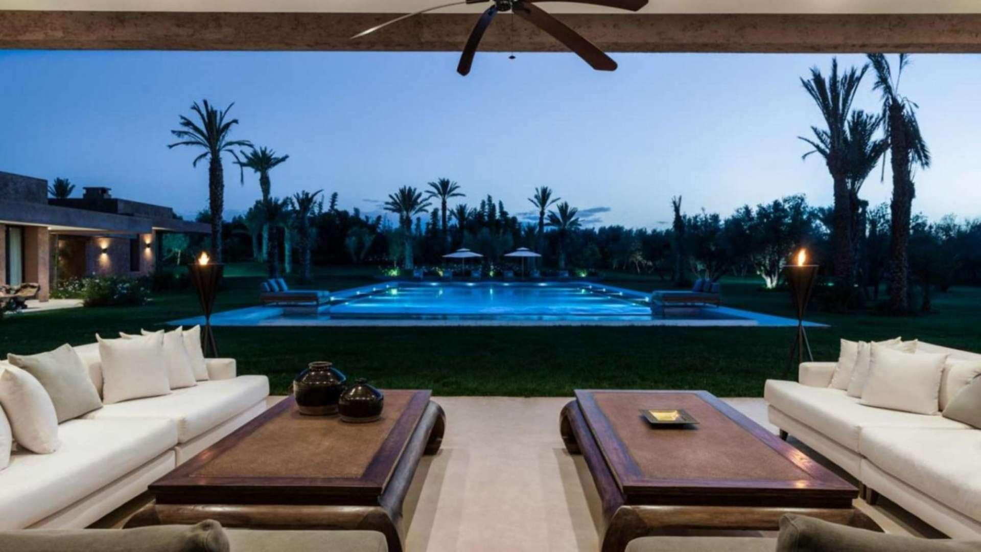 Beautiful 9-bedroom villa with pool for sale in K Villa, Marrakech