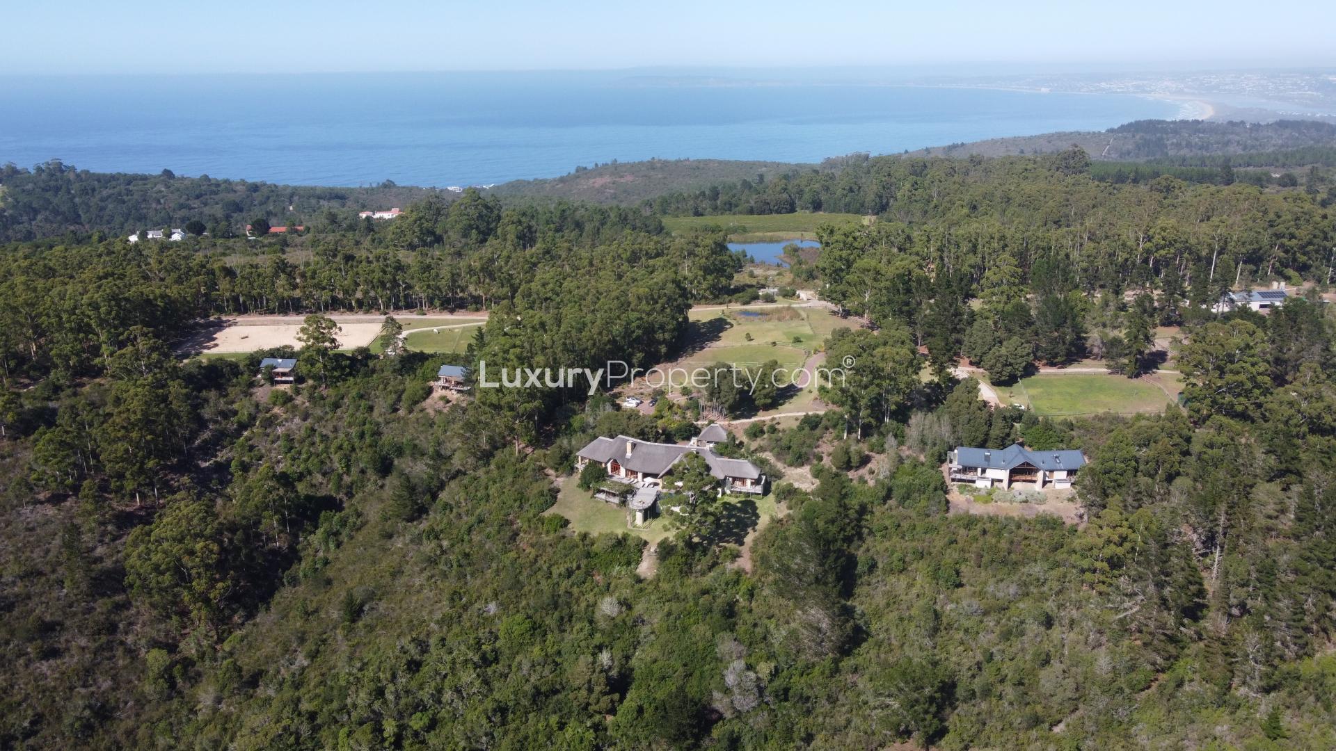 Tamodi Lodge & Stables: Country Lodge & Equestrian Estate in Plettenberg Bay