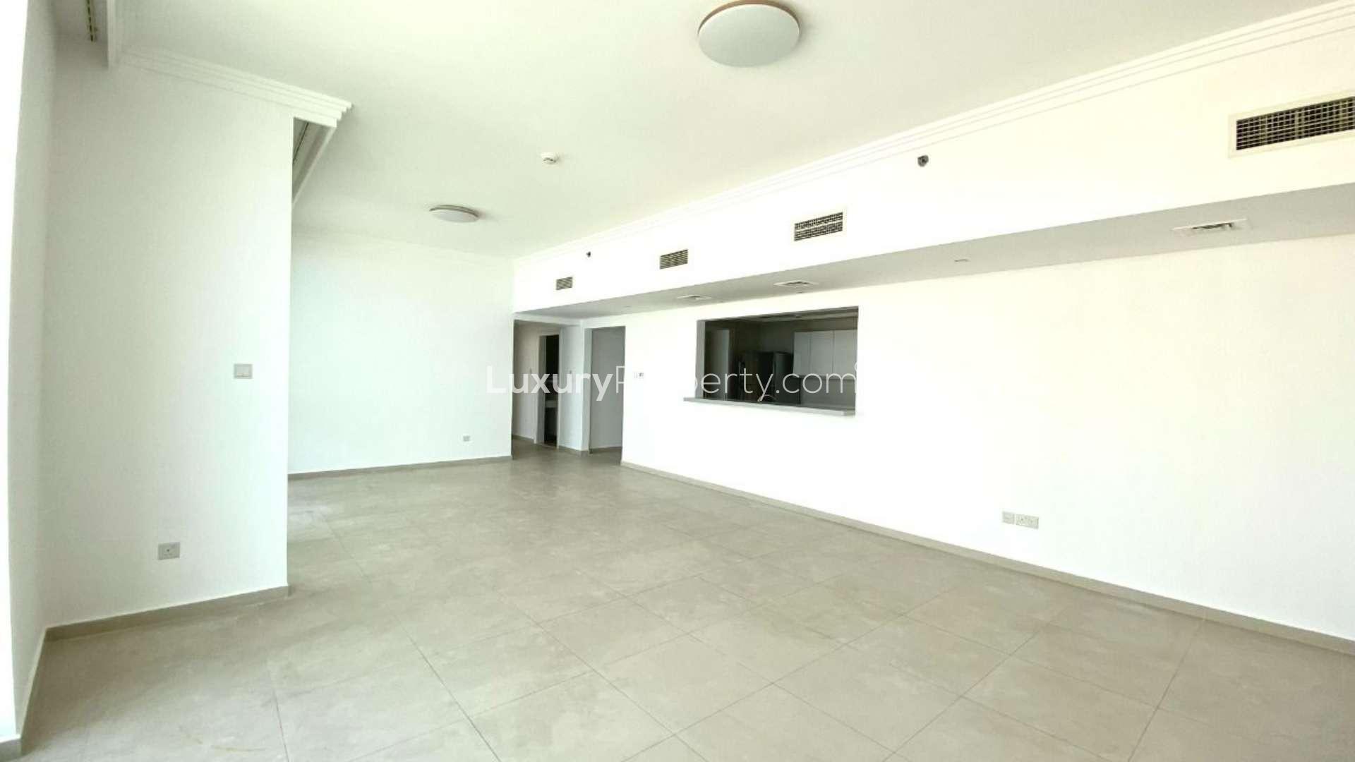 Spacious living room with sea and skyline views, Al Bateen Residences, Jumeirah Beach Residence