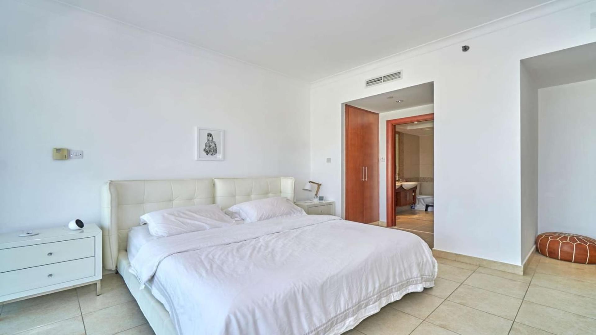 2-bedroom apartment with marina views in The Fairways, The Views, Dubai for rent