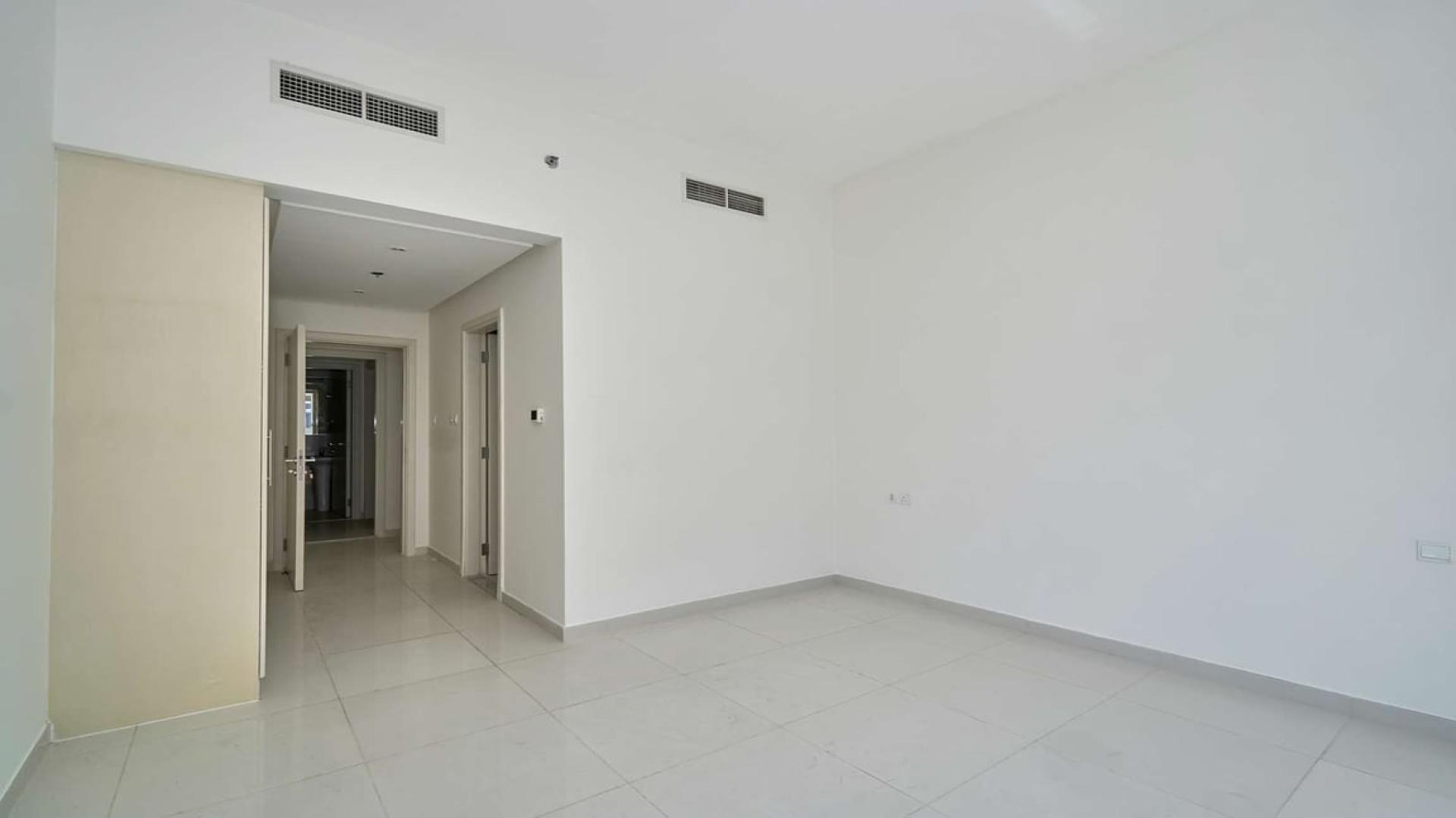 Luxury Damac Hills apartment with pool and golf course views in Golf Vista