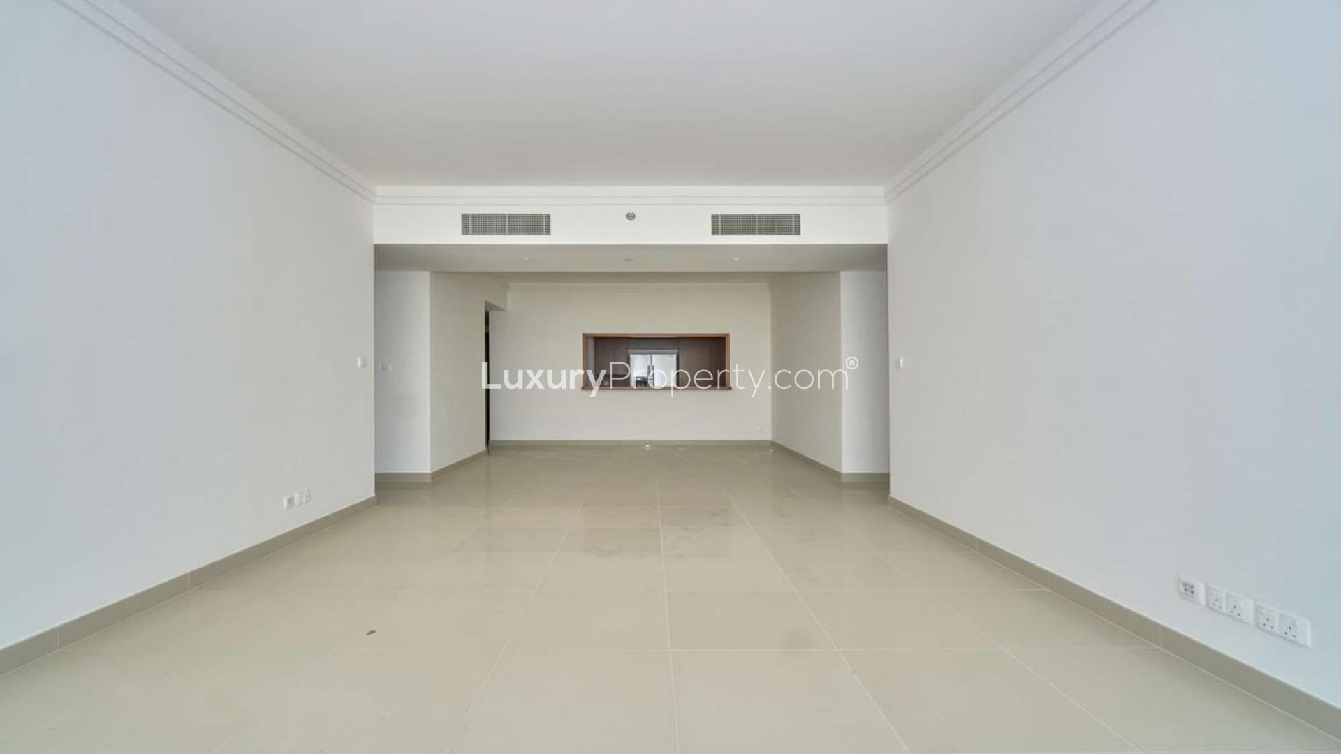 Spacious living area in luxury three-bedroom apartment, Boulevard Point, Downtown Dubai for sale