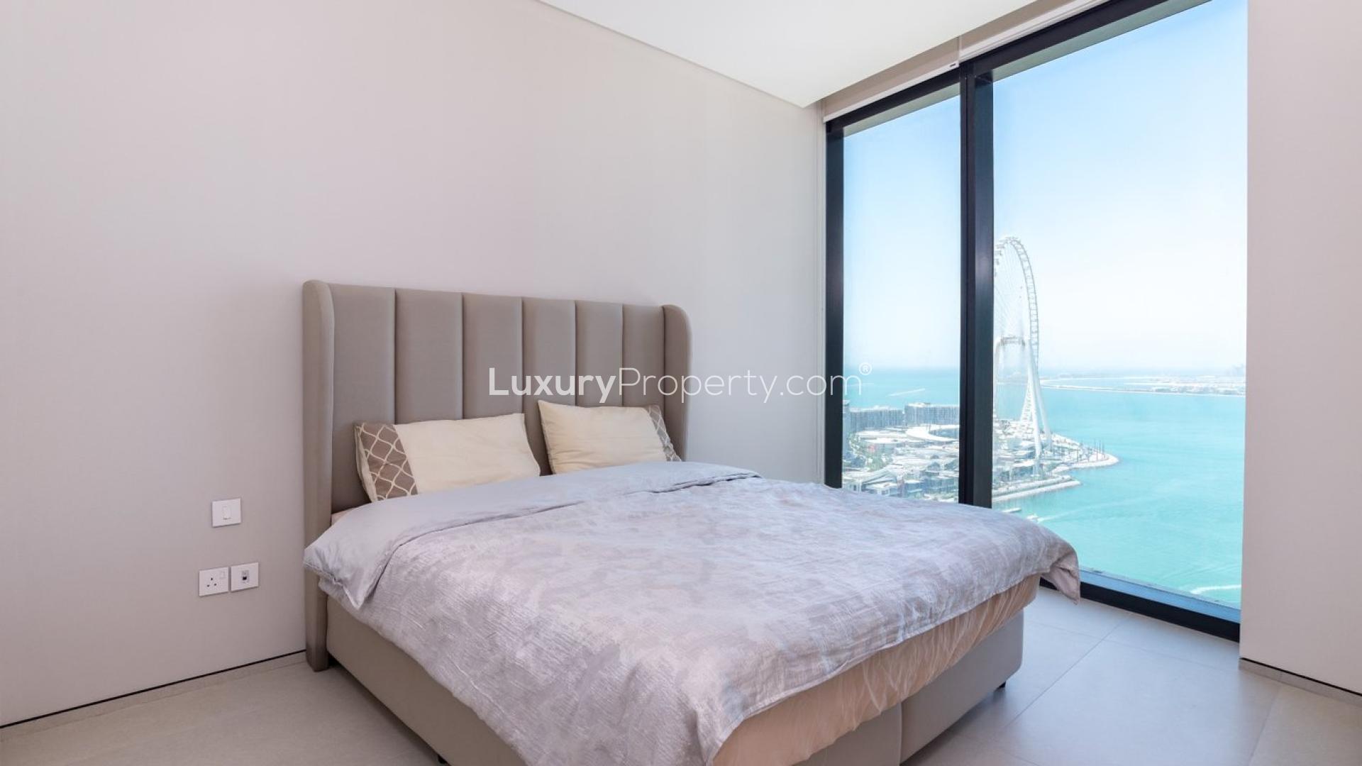 Furnished bedroom with stunning sea view in Address Jumeirah Beach Resort apartment