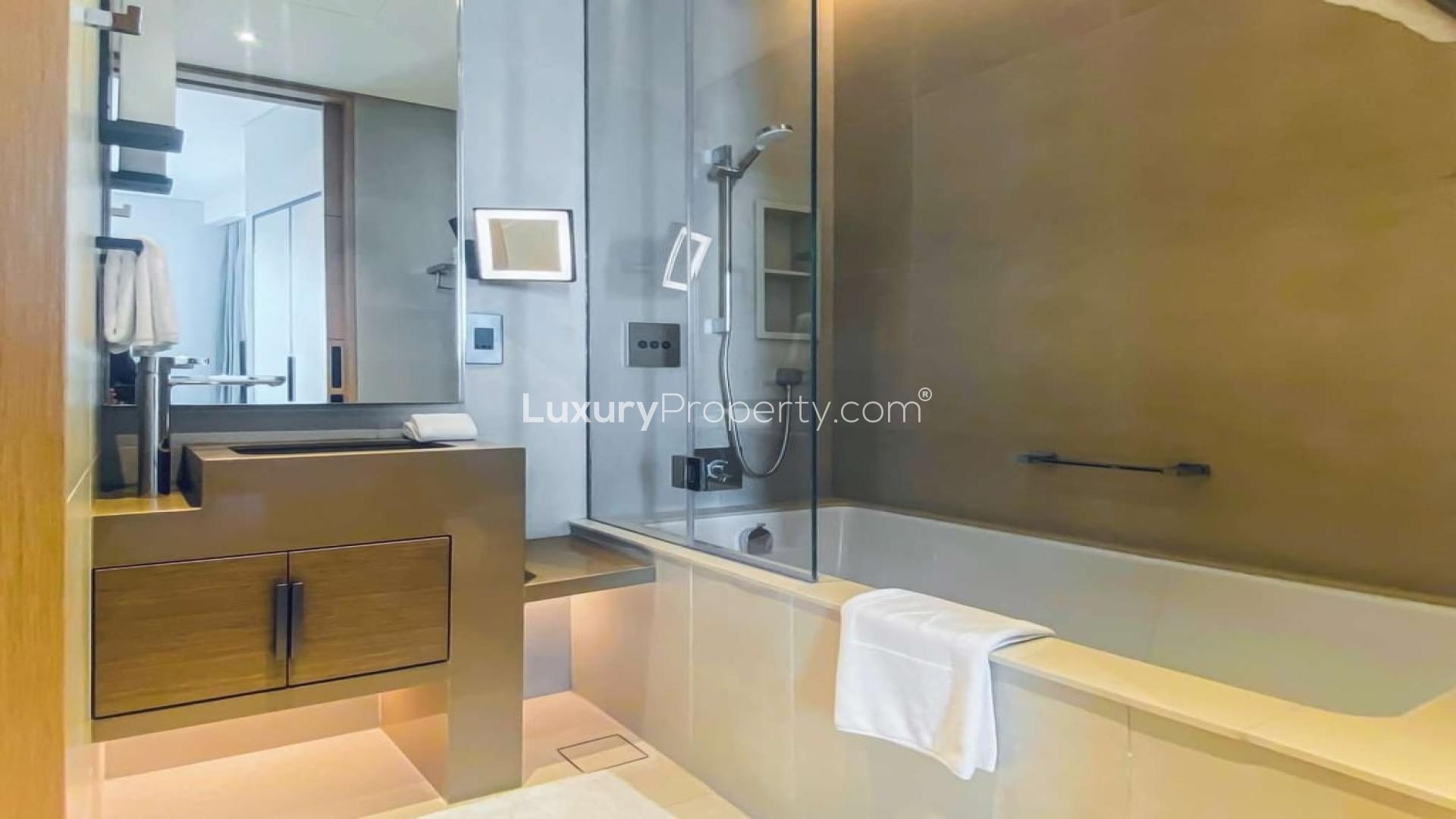 Modern bathroom in a serviced Jumeirah Beach Residence apartment for rent, sea view included