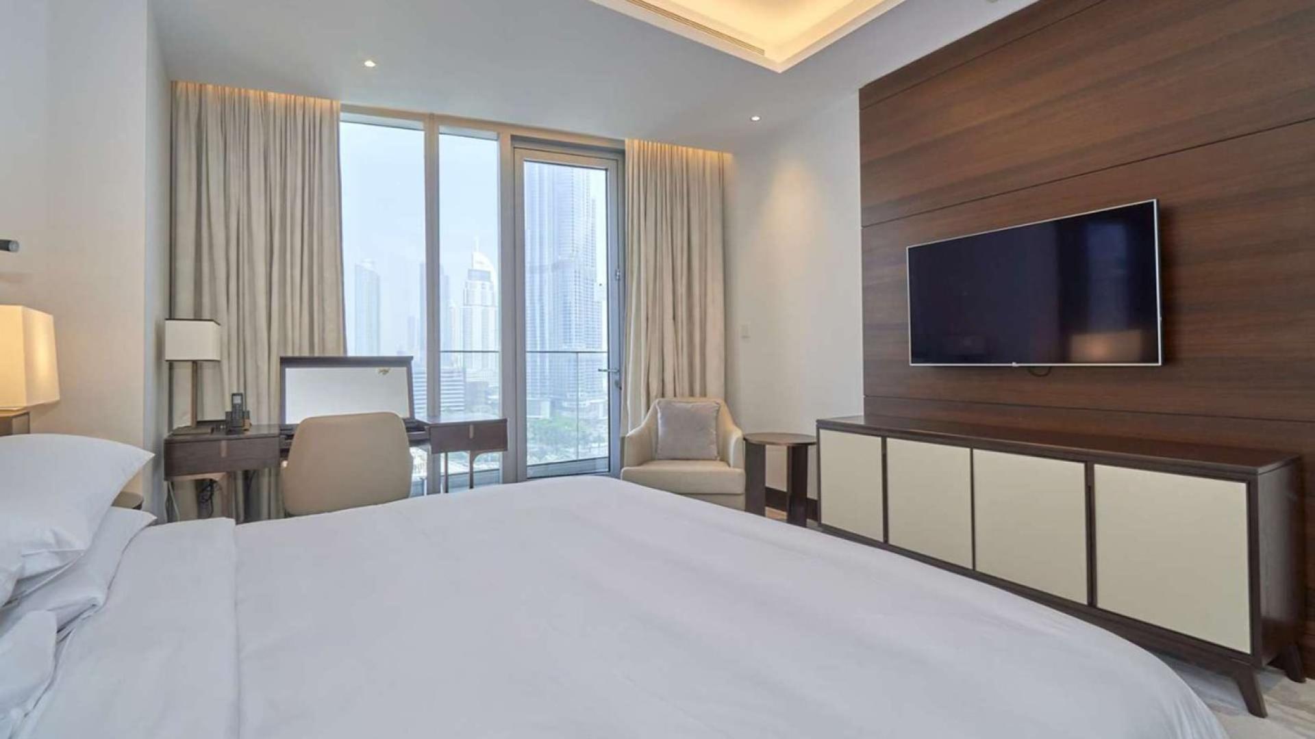 Modern bedroom with city views in Address Sky View, Downtown Dubai apartment for rent