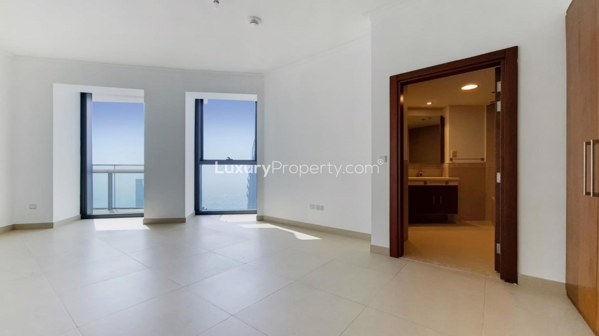 Vacant 2-bedroom apartment in Burj Vista, Downtown Dubai, with skyline views and modern interior