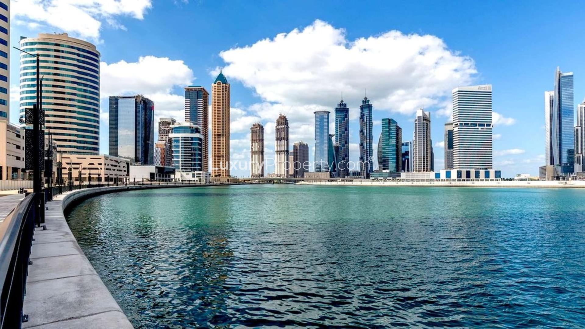 Luxurious lobby of Vera Residences apartment in Business Bay with modern decor and seating