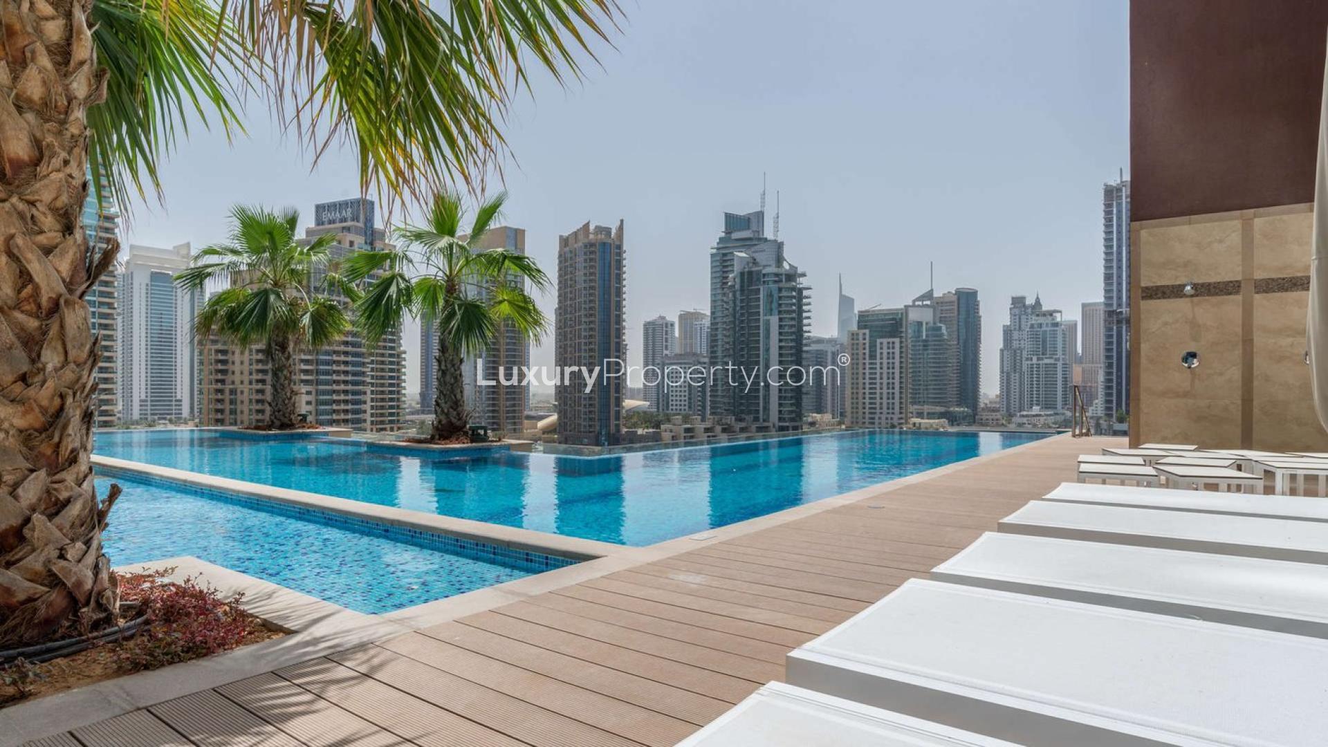 Ultramodern kitchen with city view in Jumeirah Living Marina Gate, Dubai Marina apartment