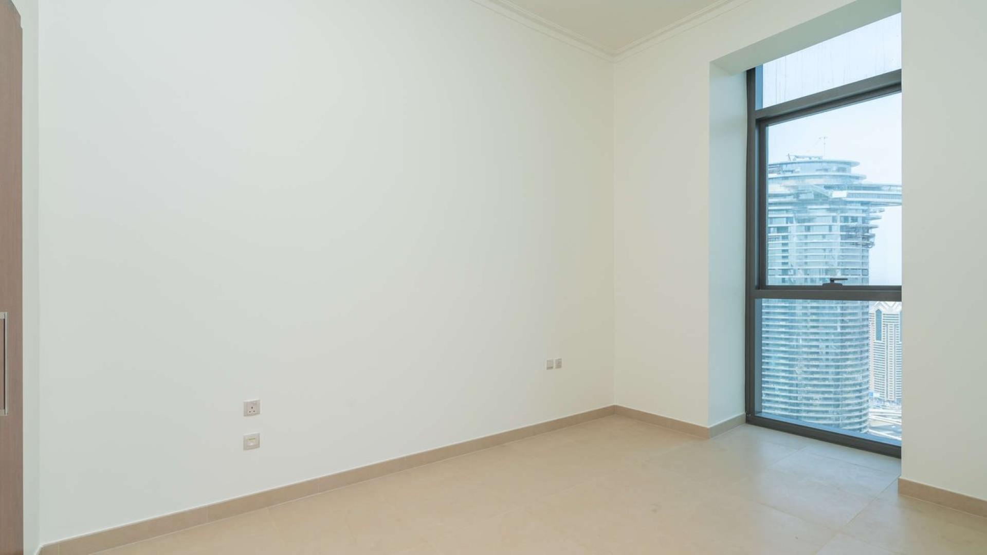 High-floor apartment with stunning Downtown Dubai skyline views in Burj Vista