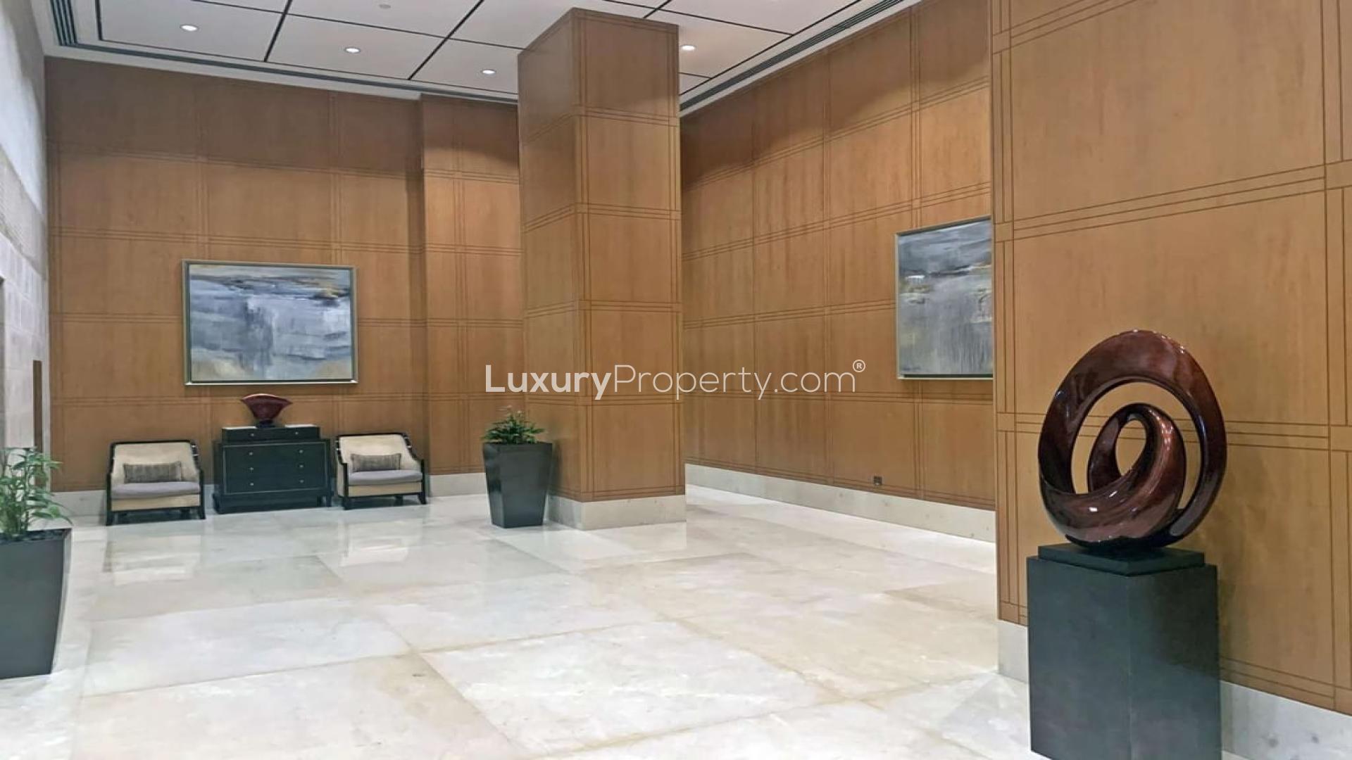 Bright apartment with stunning Downtown Dubai view, 29 Boulevard, spacious windows, natural light