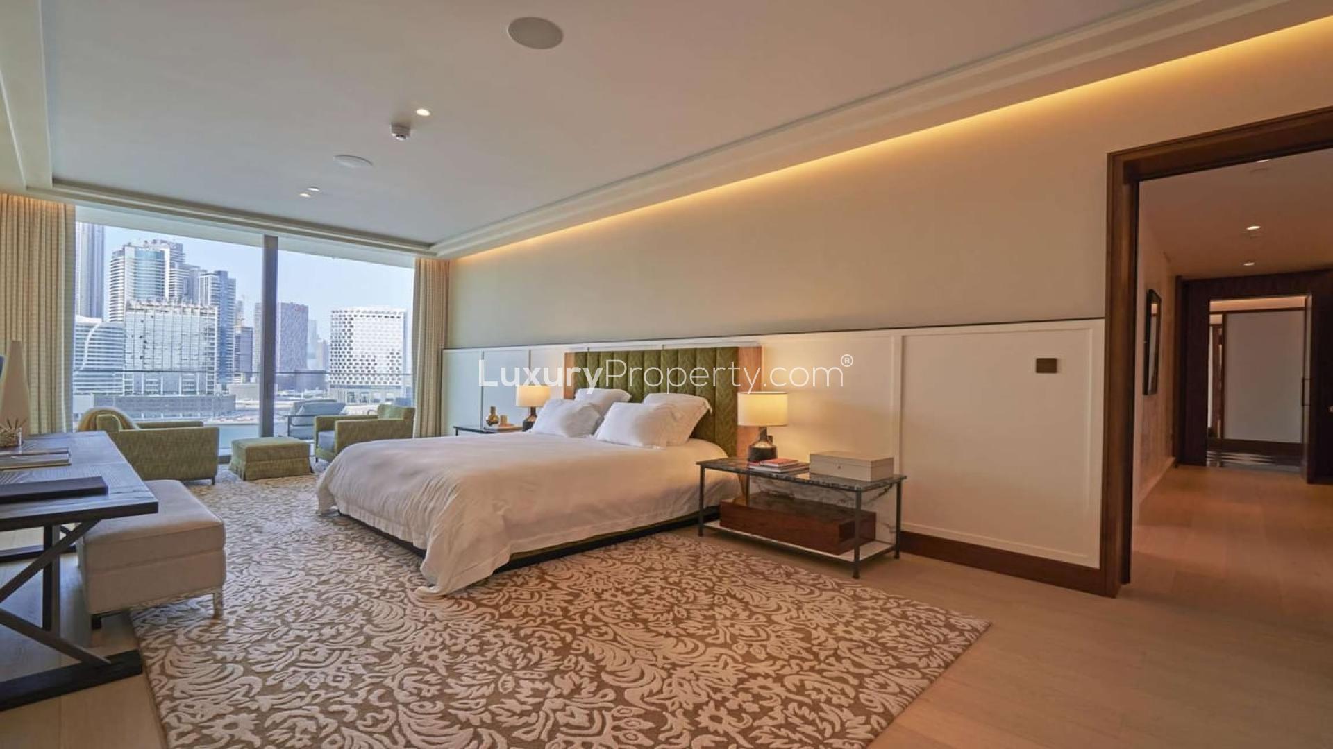 Elegant living area in 2-bedroom apartment at The Residences Dorchester Collection Dubai