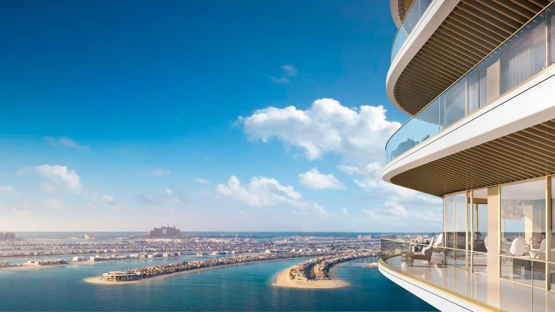 Emaar Beachfront Grand Bleu Tower studio apartment with stunning Dubai Harbour sea view