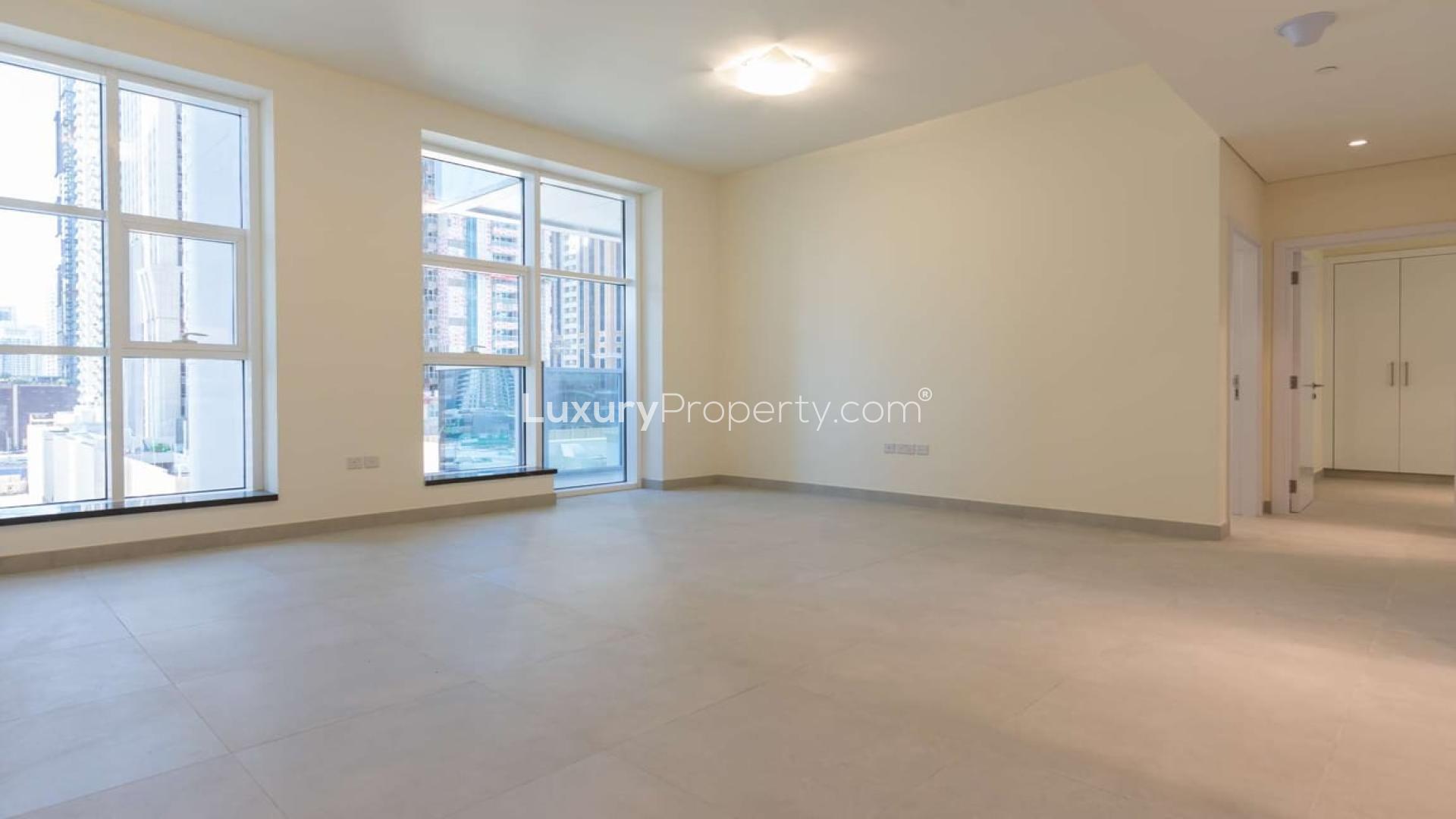 Spacious living area in 2-bedroom apartment, Marina Arcade, Dubai Marina. Bright natural light