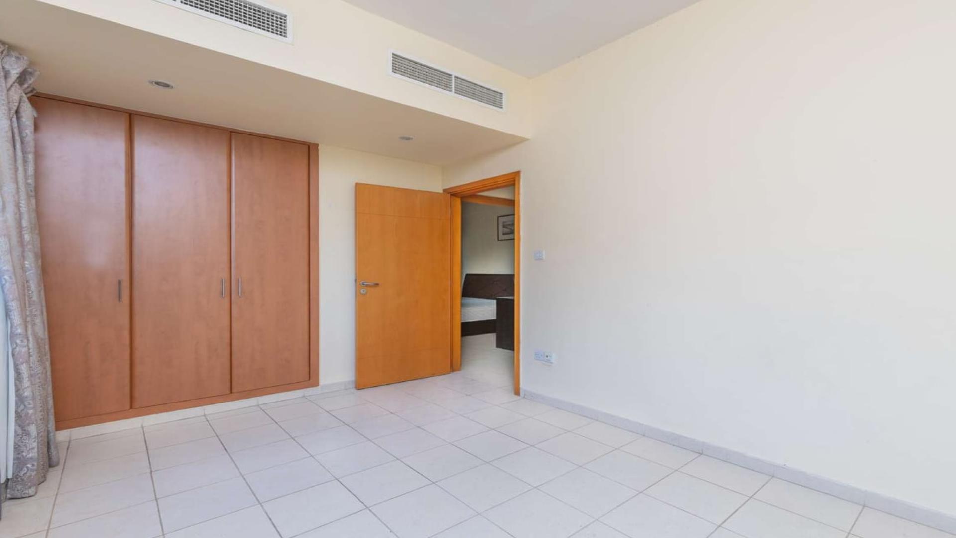 Spacious living room in two-bed apartment, Al Alka 3, The Greens for sale