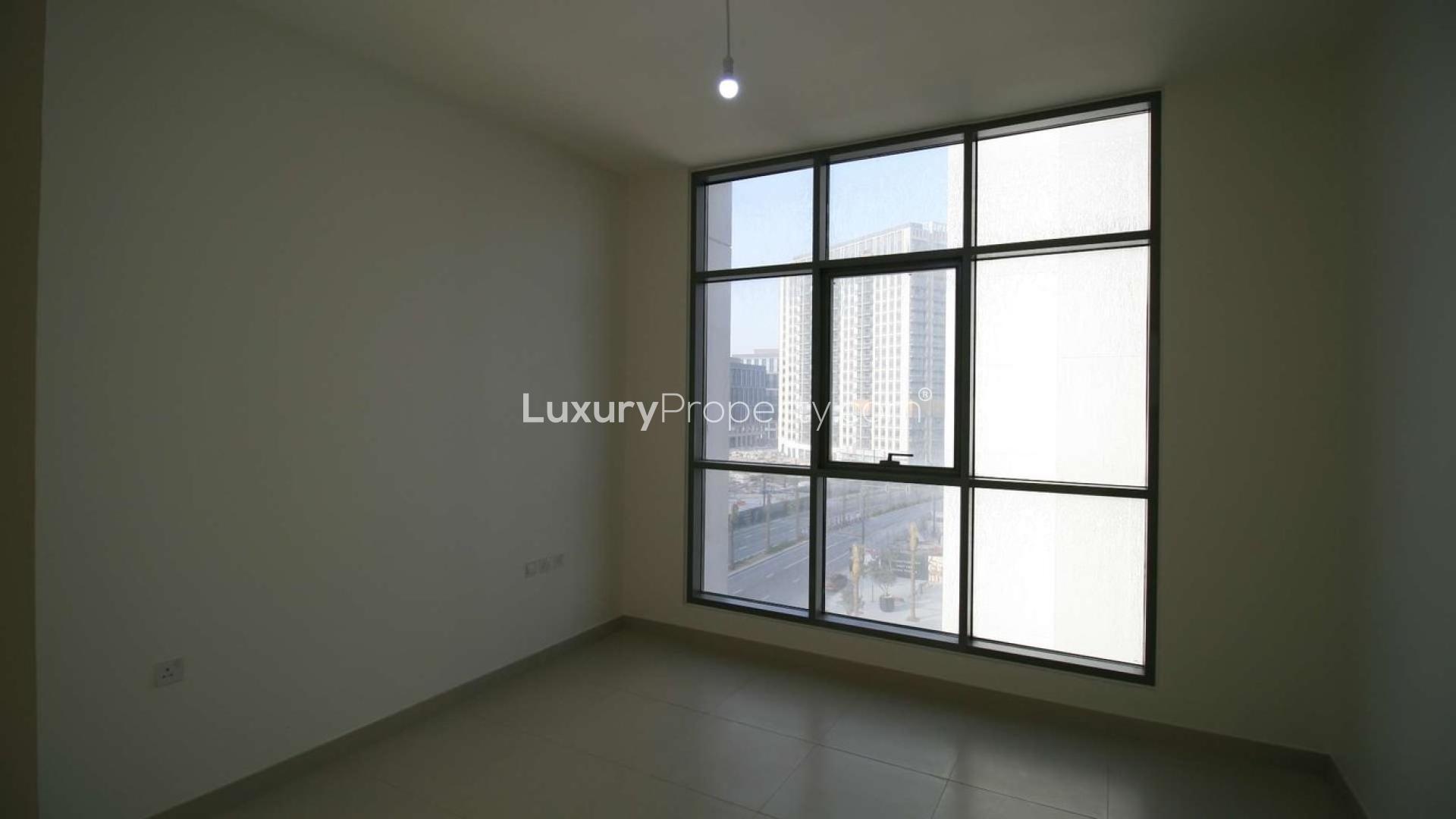 Modern kitchen in two-bedroom apartment, Dubai Hills Estate, Park Heights, for sale