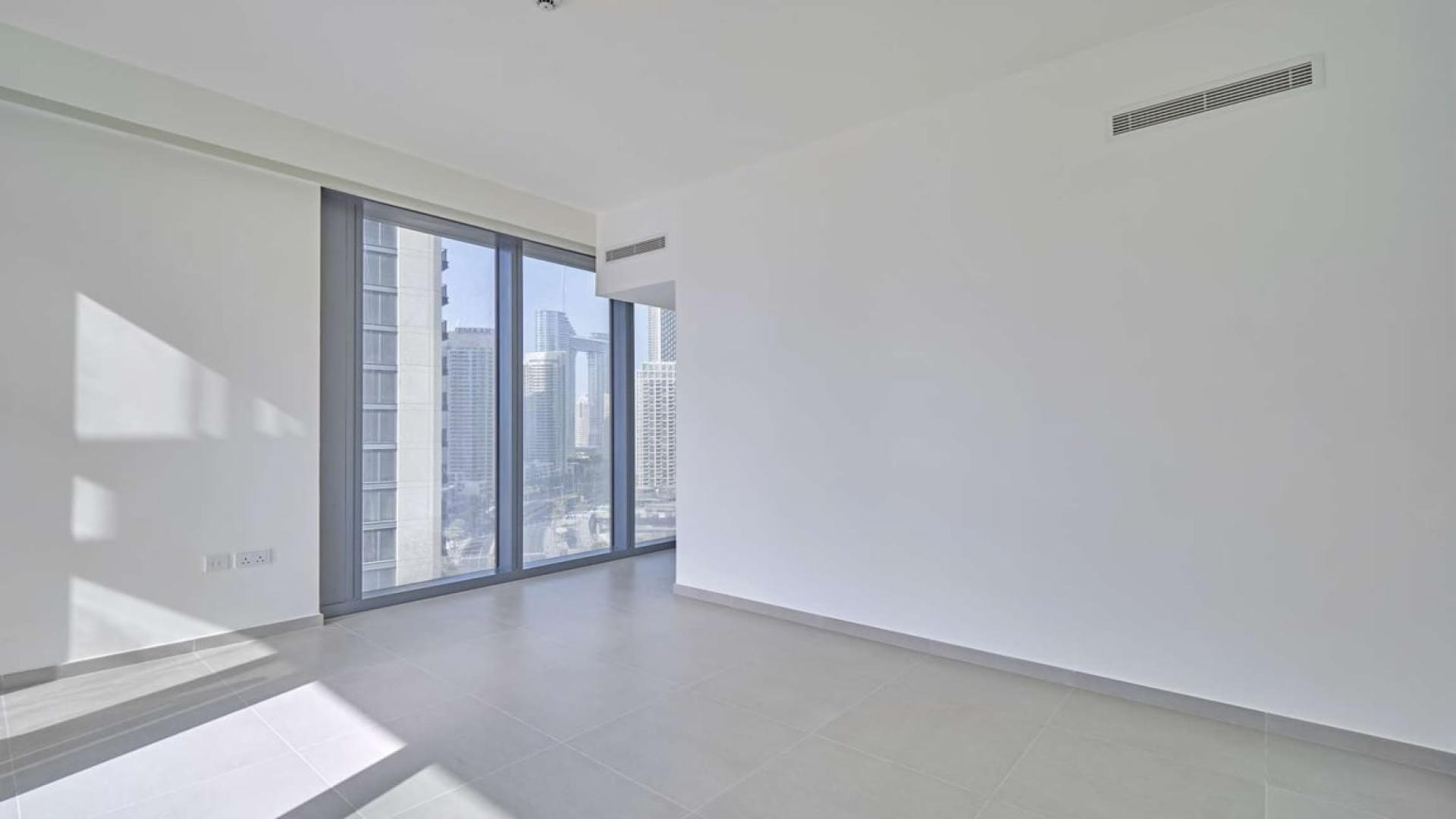 Balcony view of Downtown Dubai skyline from BLVD Heights apartment for sale
