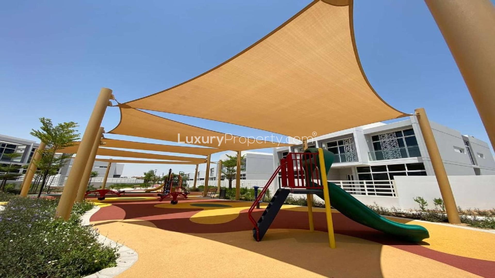 Modern kitchen in 2-bedroom townhouse, Arabella 2, Mudon, Dubai, available for rent