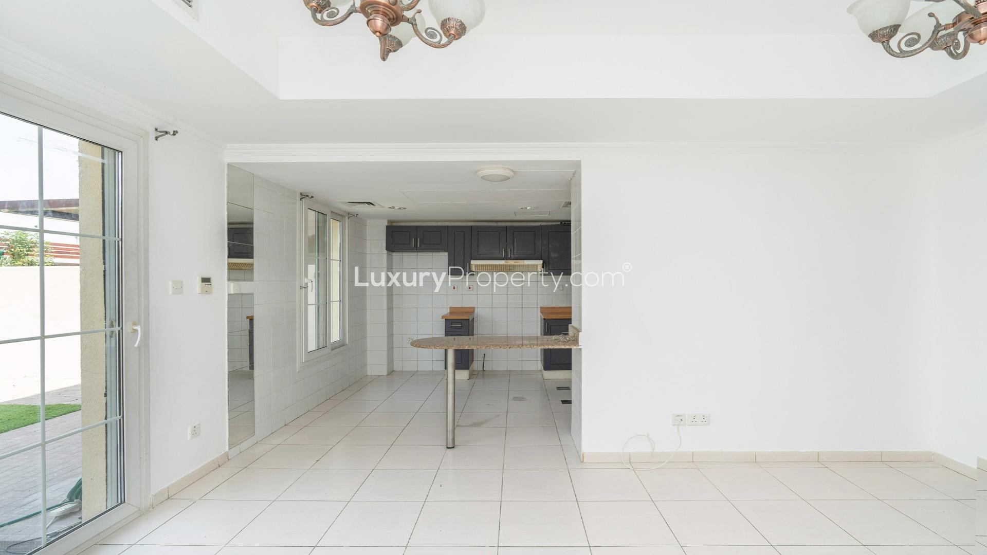 Charming 2-bedroom villa exterior in Springs 4, available for rent, ready for move-in