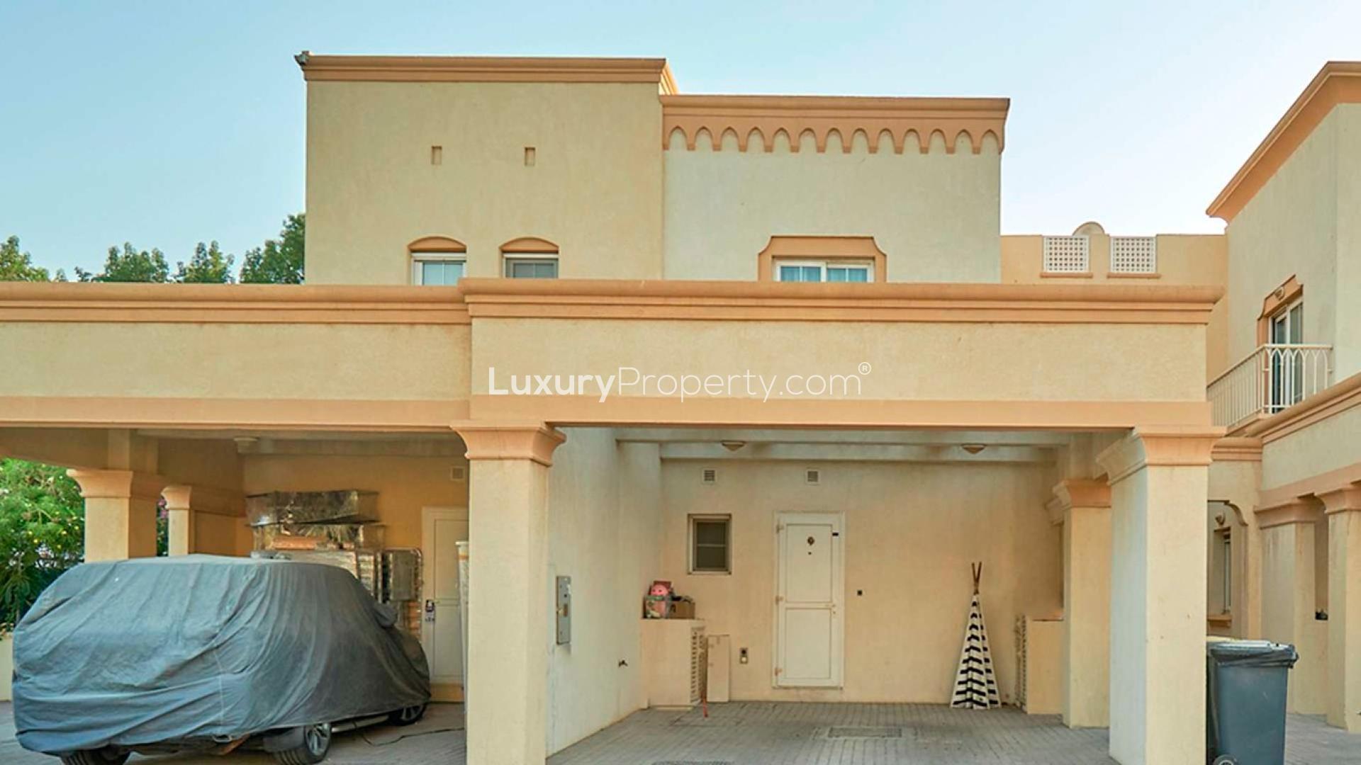 Single row villa garden with patio furniture in Springs 12, The Springs, for sale