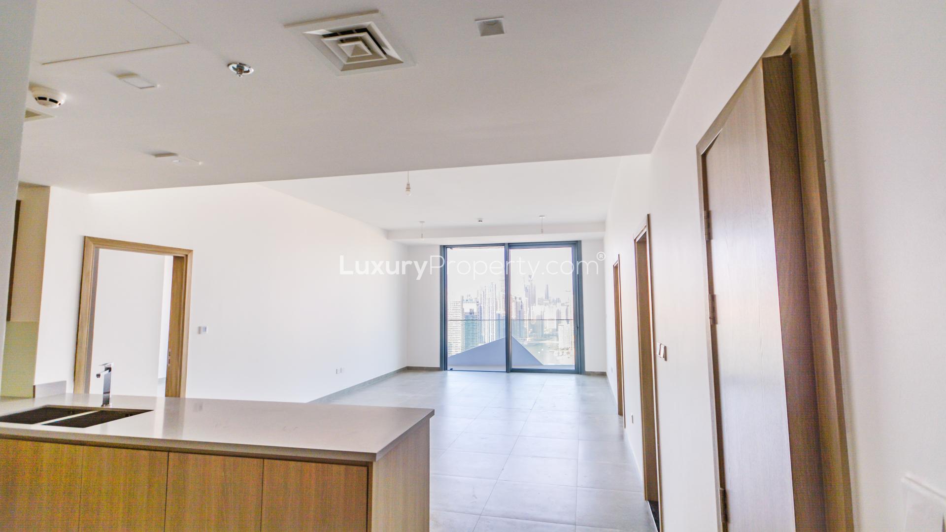 High-floor apartment balcony with stunning full Marina view in Stella Maris, Dubai Marina