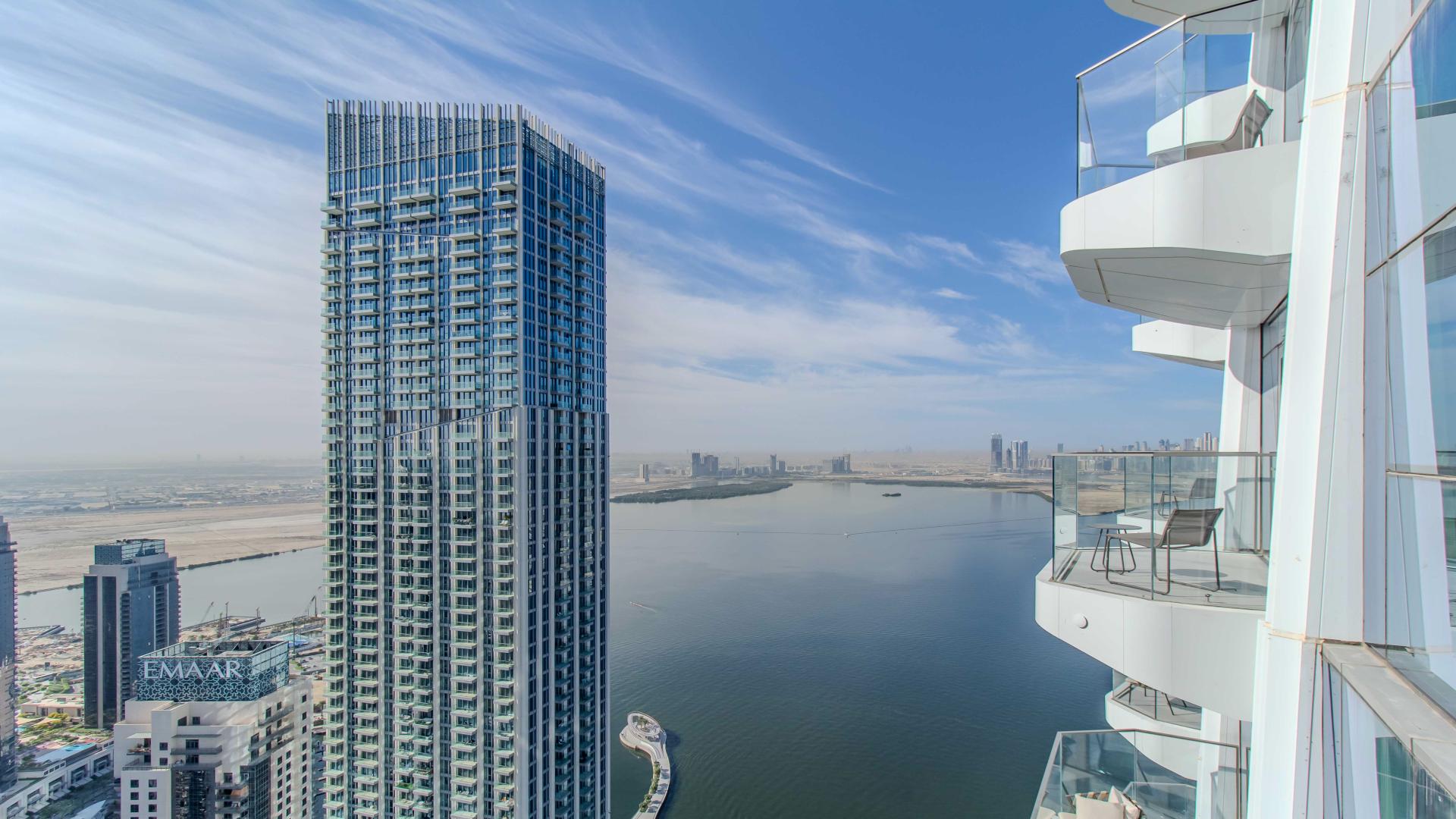 2 bedroom apartment in Address Harbour Point, Dubai Creek Harbour
