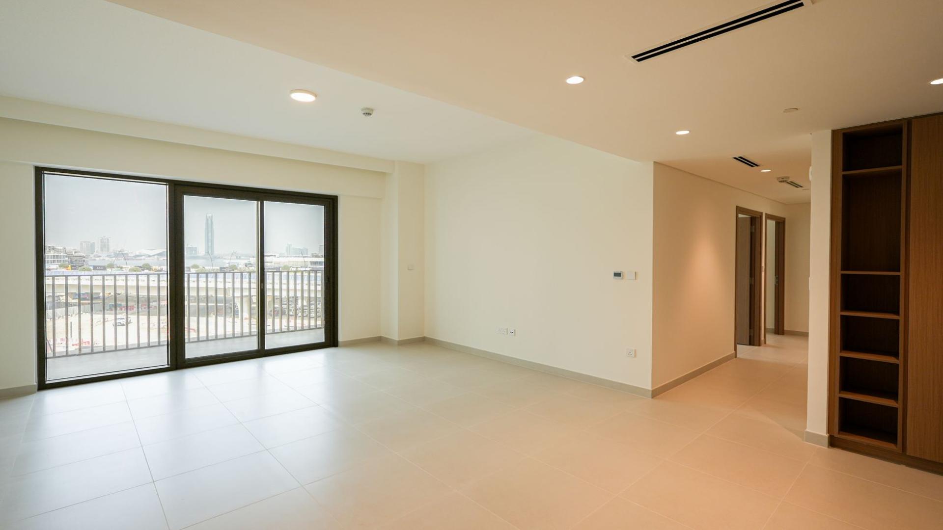 Modern kitchen in 2-bedroom apartment, Creek Beach, Savanna Building 3, Dubai Creek Harbour