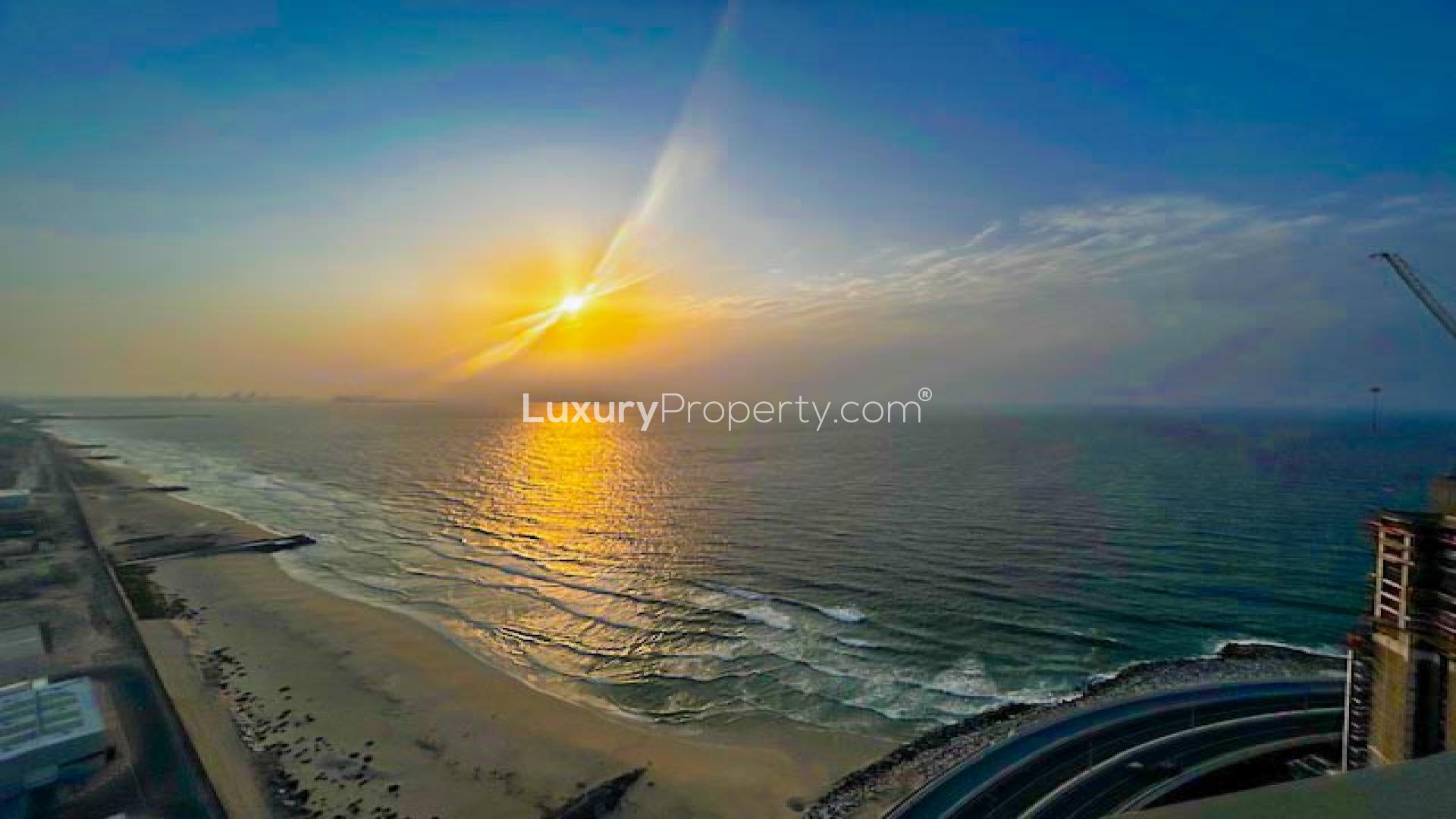 Modern kitchen in 2-bedroom apartment, 52 42 Tower, Dubai Marina, available for rent