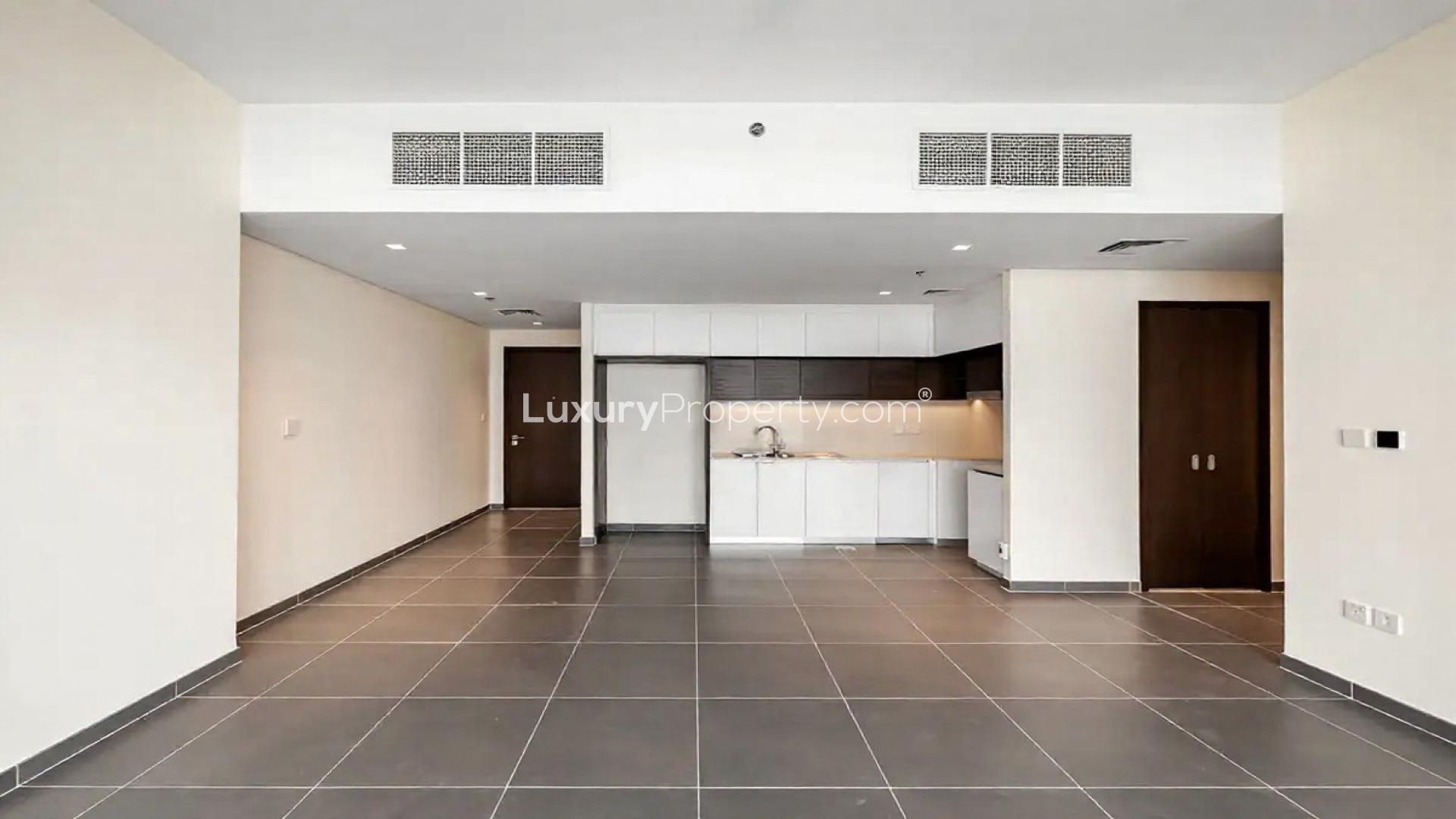 High floor apartment with sea view, modern open-plan layout, Dubai Creek Harbour