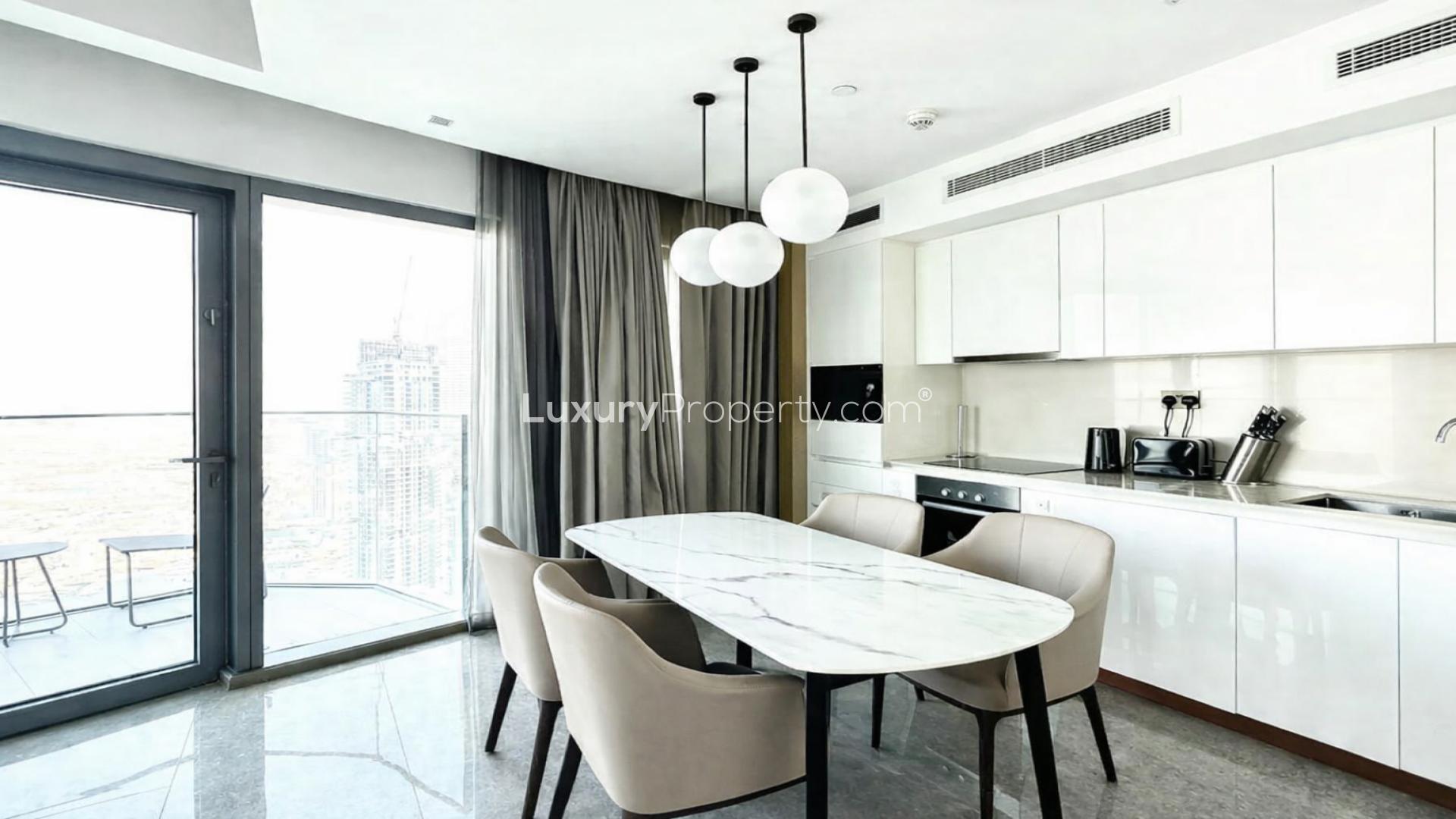 Modern kitchen in 2-bedroom apartment, Address Harbour Point Tower 2, Dubai Creek Harbour