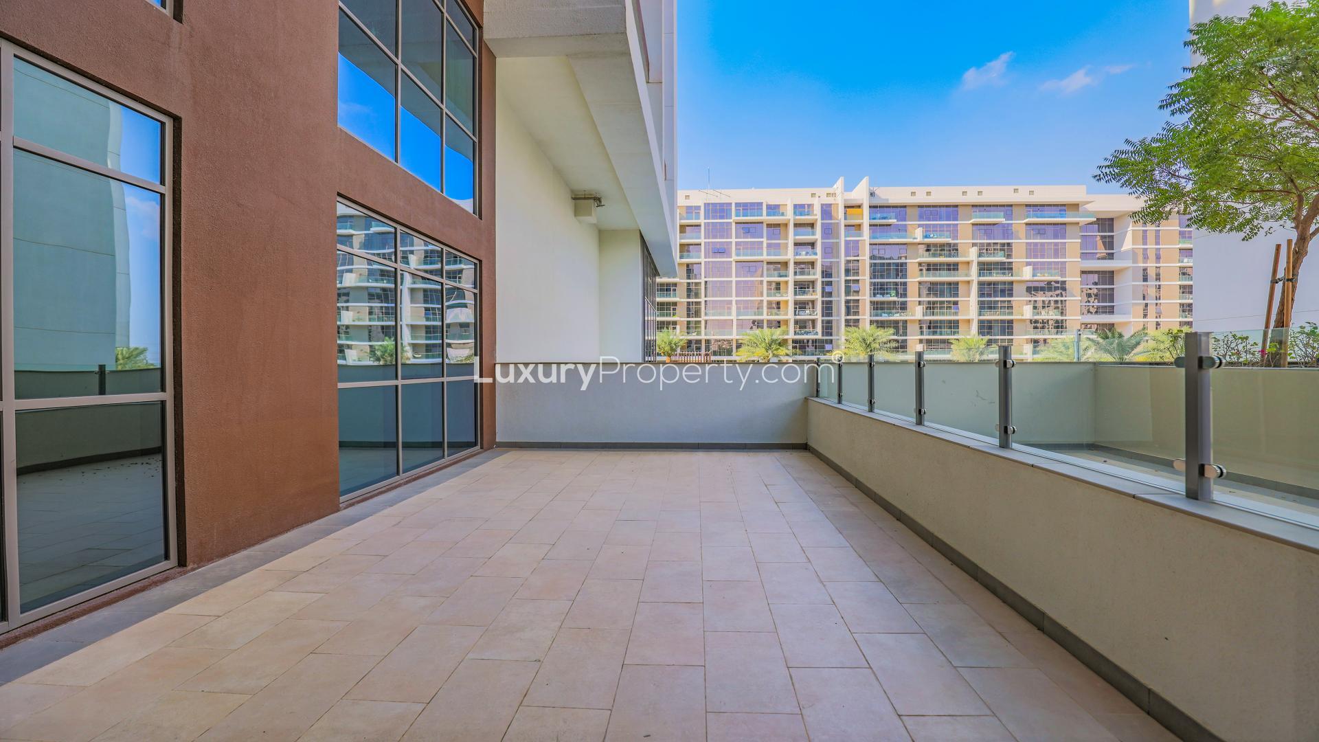Spacious balcony with park view in Dubai Hills Estate apartment for rent, Park Heights