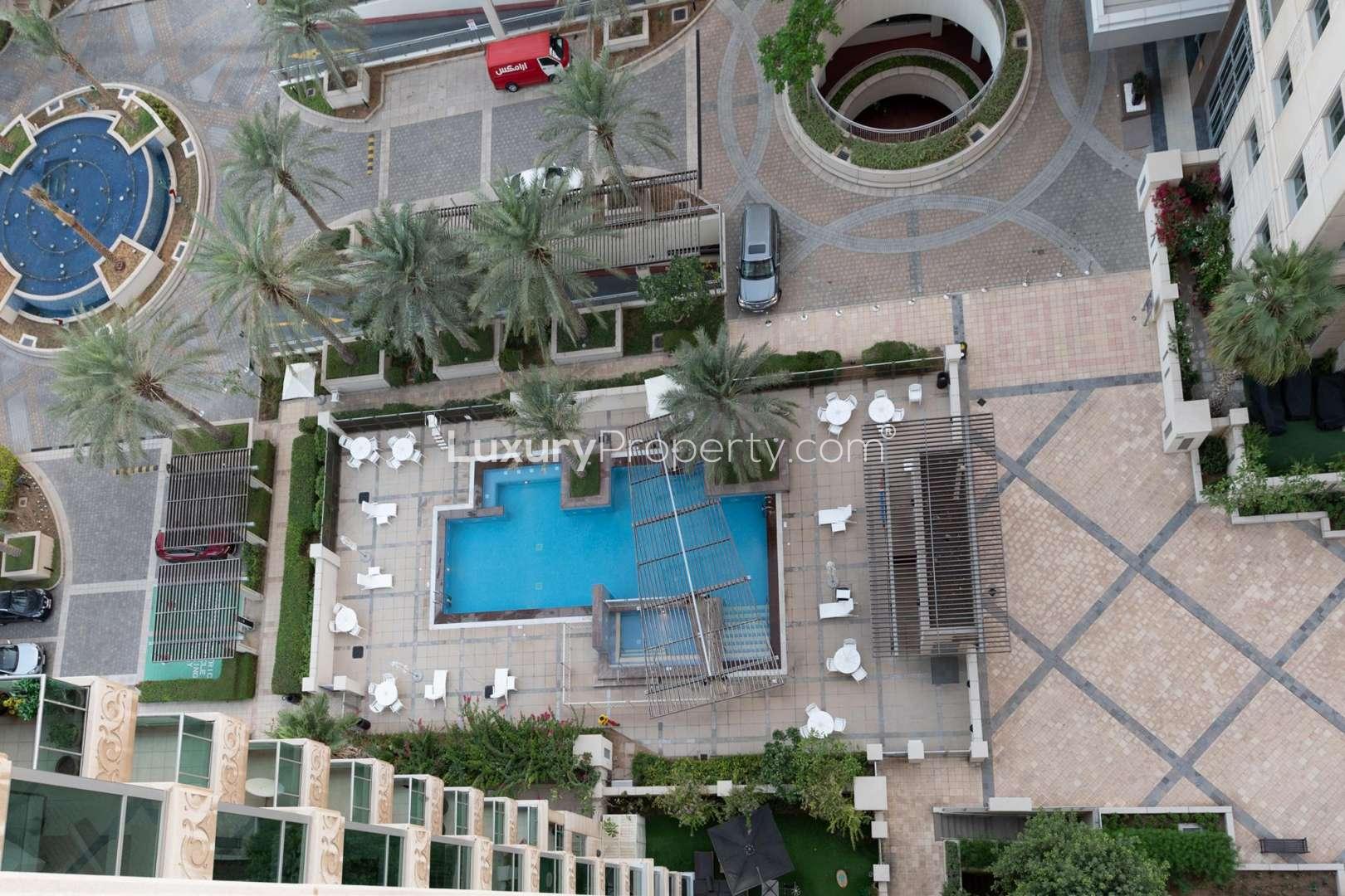 Spacious living area with marina view in Dubai Marina 1-bedroom apartment for rent