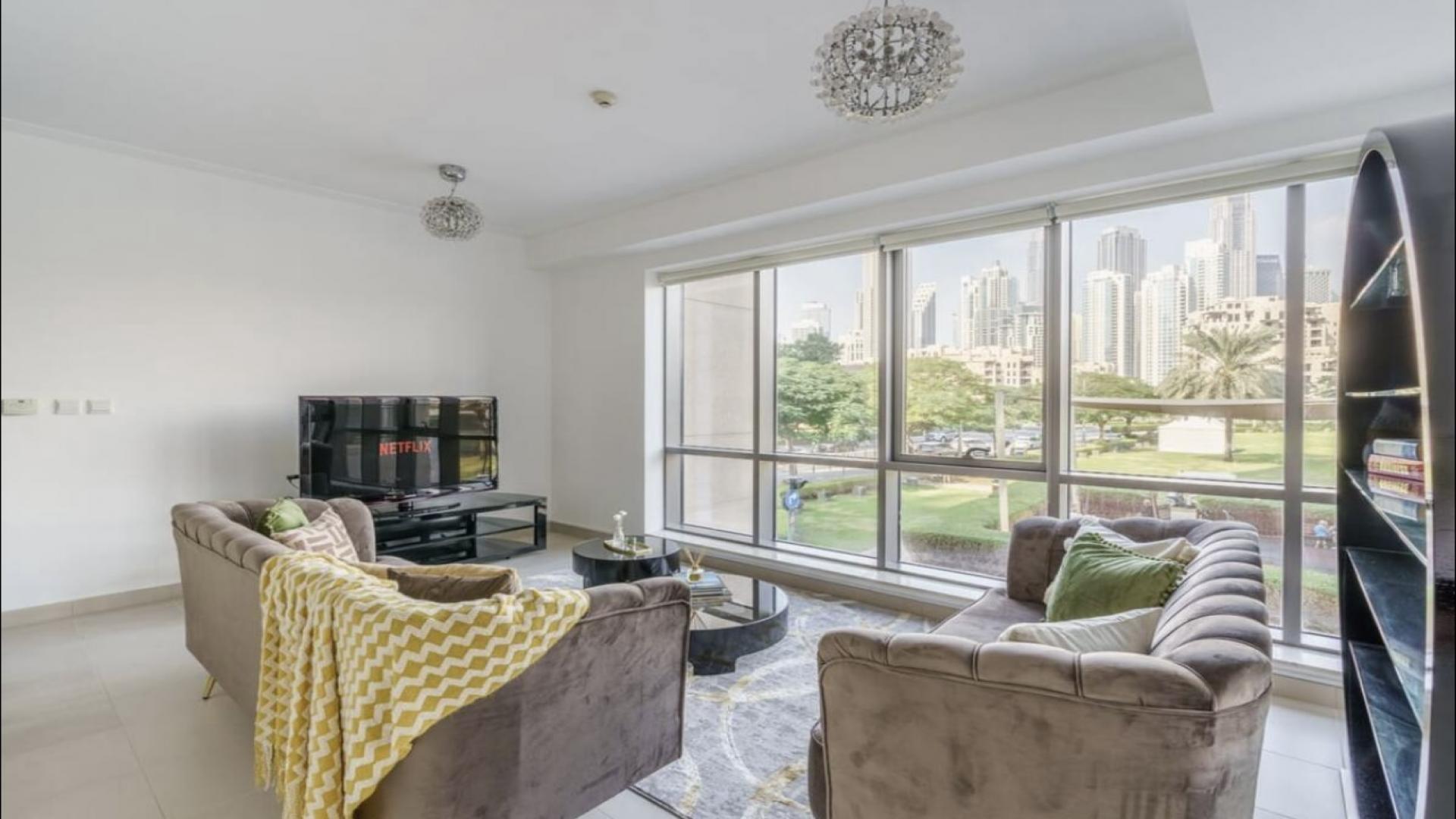 Luxury living room in 2-bedroom apartment, South Ridge, Downtown Dubai, modern decor, bright space