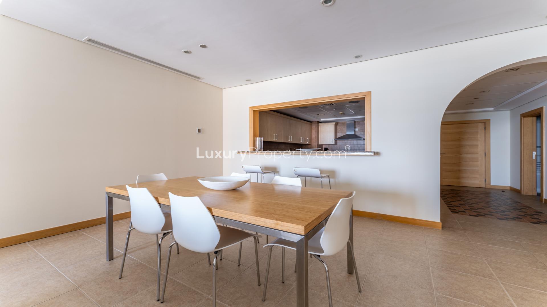 Stylish living room in 2-bedroom apartment, Al Das, Palm Jumeirah, with modern furniture
