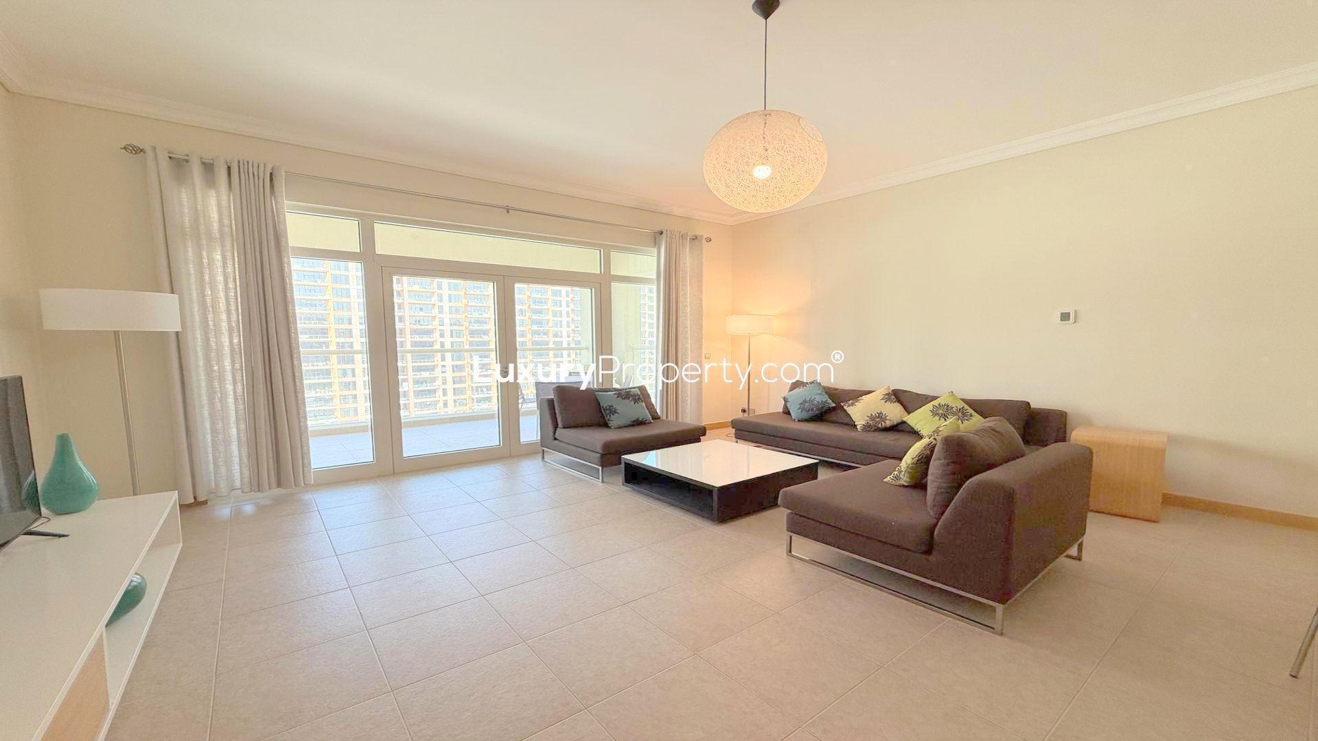 Furnished living room in 2-bedroom apartment at Al Das, Palm Jumeirah, Shoreline Apartments