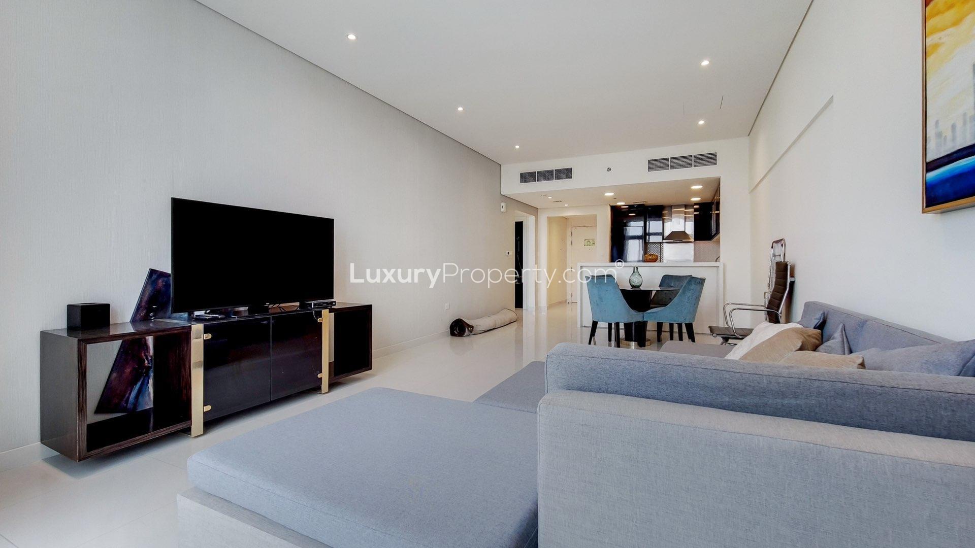 Spacious living room in 2-bedroom apartment, Bay's Edge, Business Bay, with city view