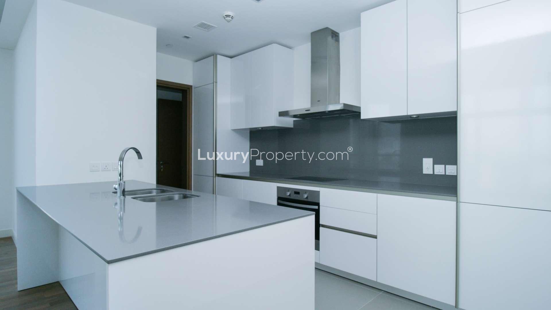 Spacious living area in two-bedroom apartment for rent, City Walk, Building 20